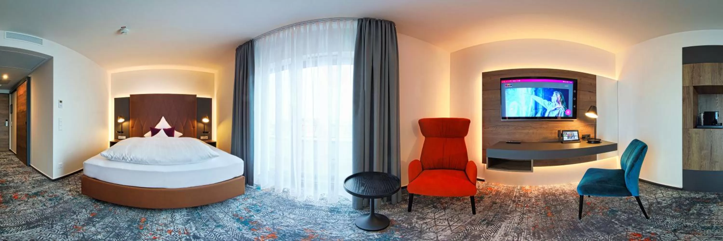 Photo of the whole room in Emils Hotel