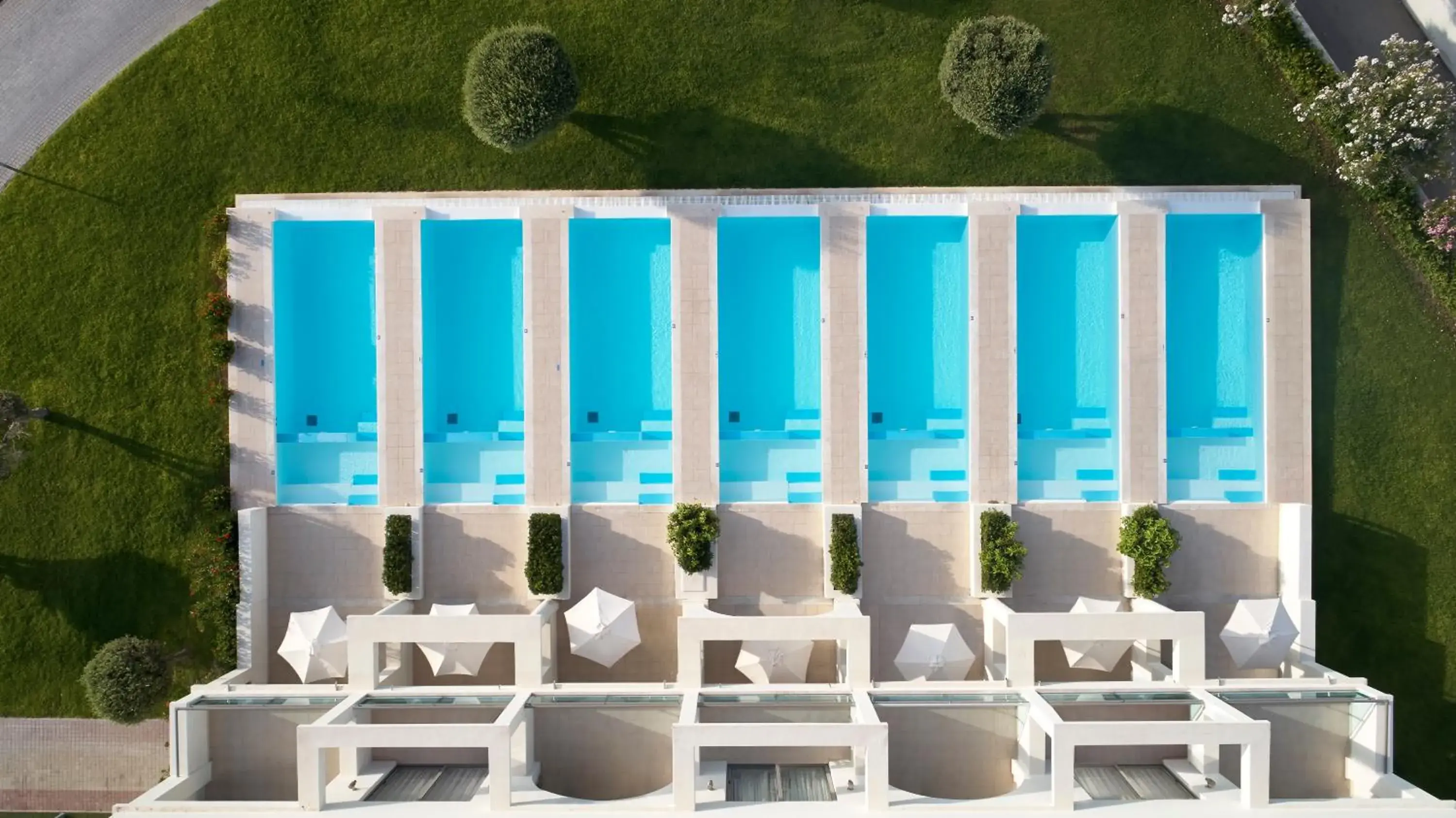 Pool view in Apollo Blue Pool view in Apollo Blue