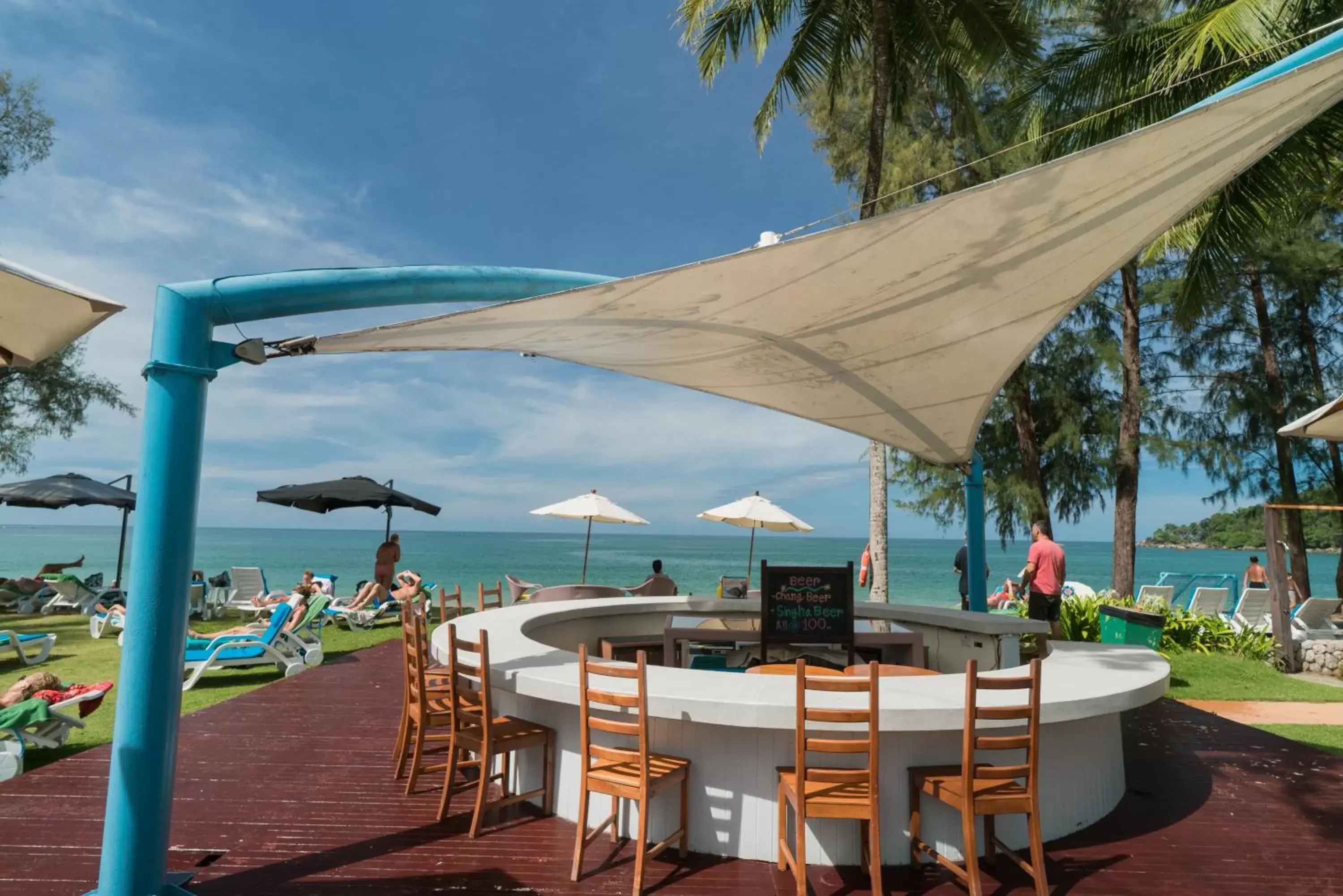 Lounge or bar in The Briza Beach Resort, Khao Lak SHA Extra Plus