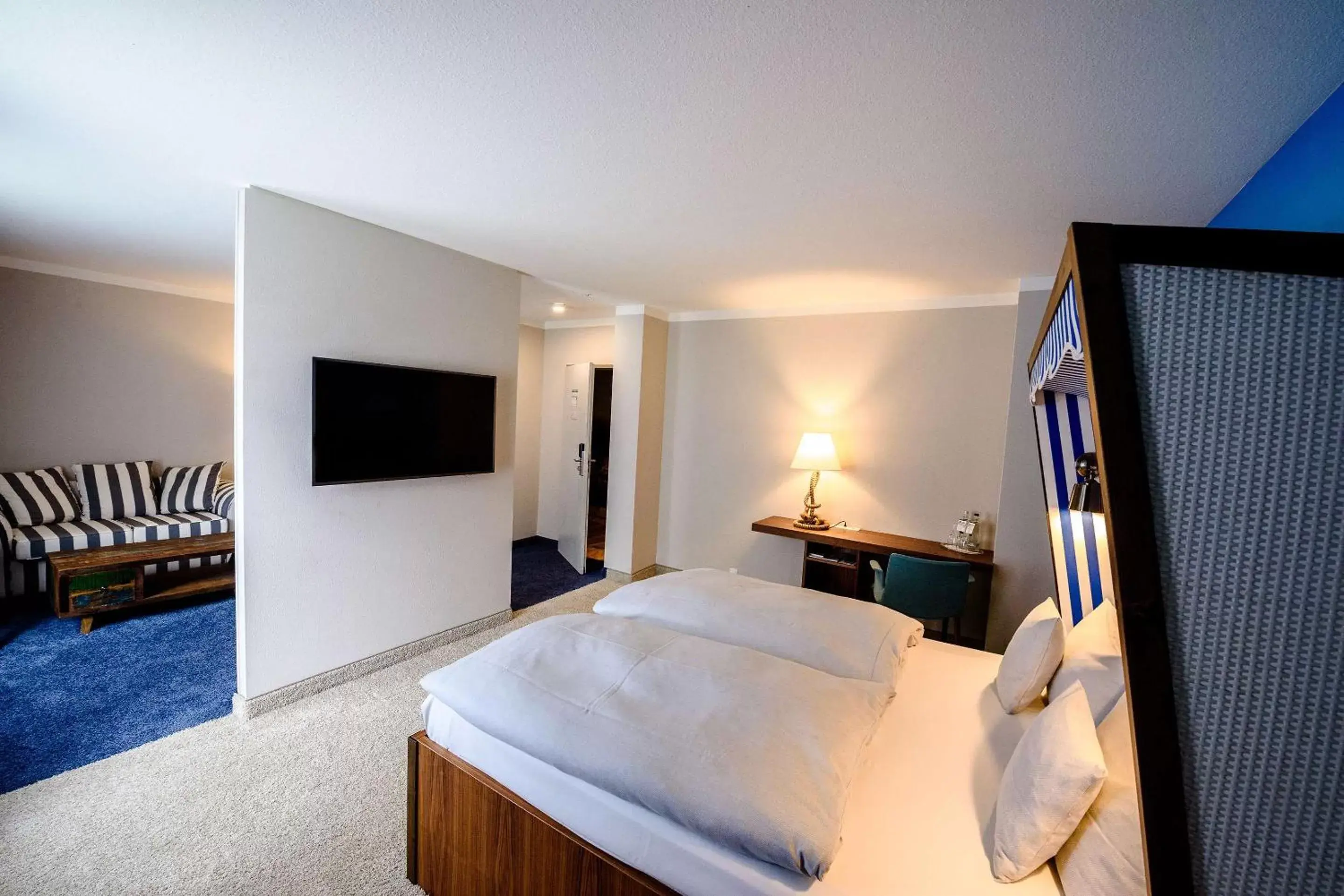 TV and multimedia, Bed in Dorint Hotel Alzey/Worms