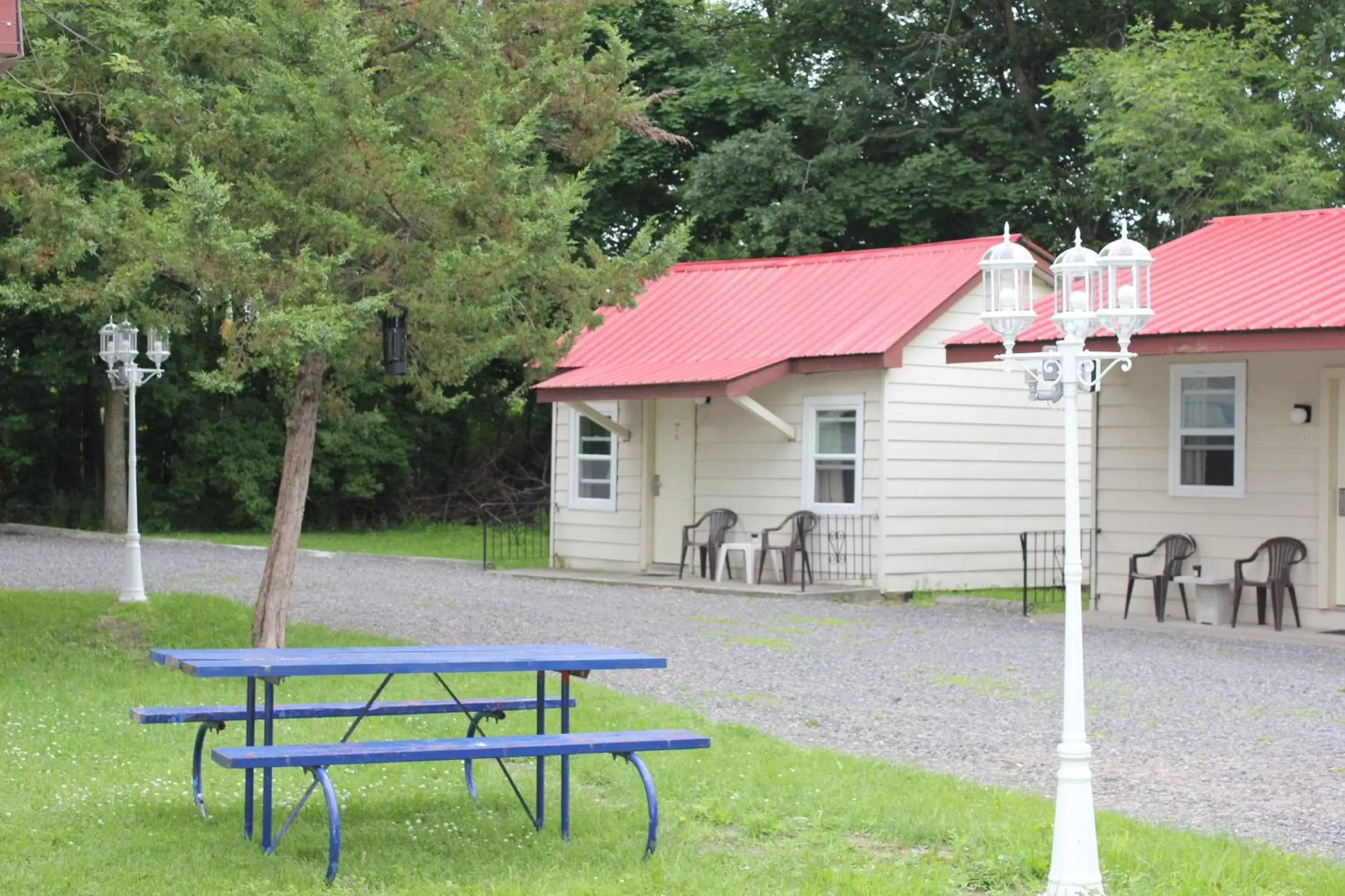 Property Building in Imperial Inn 1000 Islands