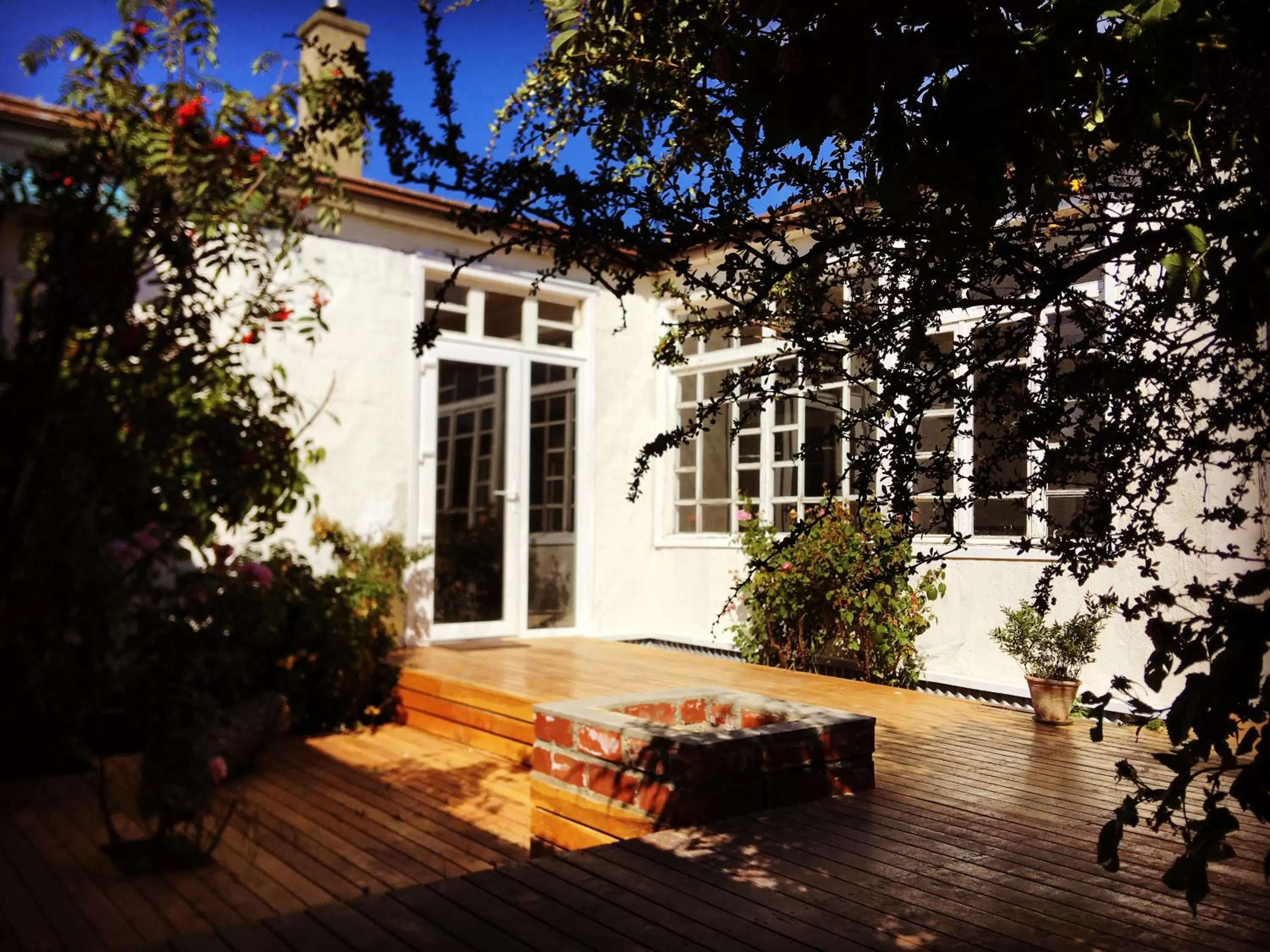 Patio, Property Building in Hostal Boutique Puerta Roja