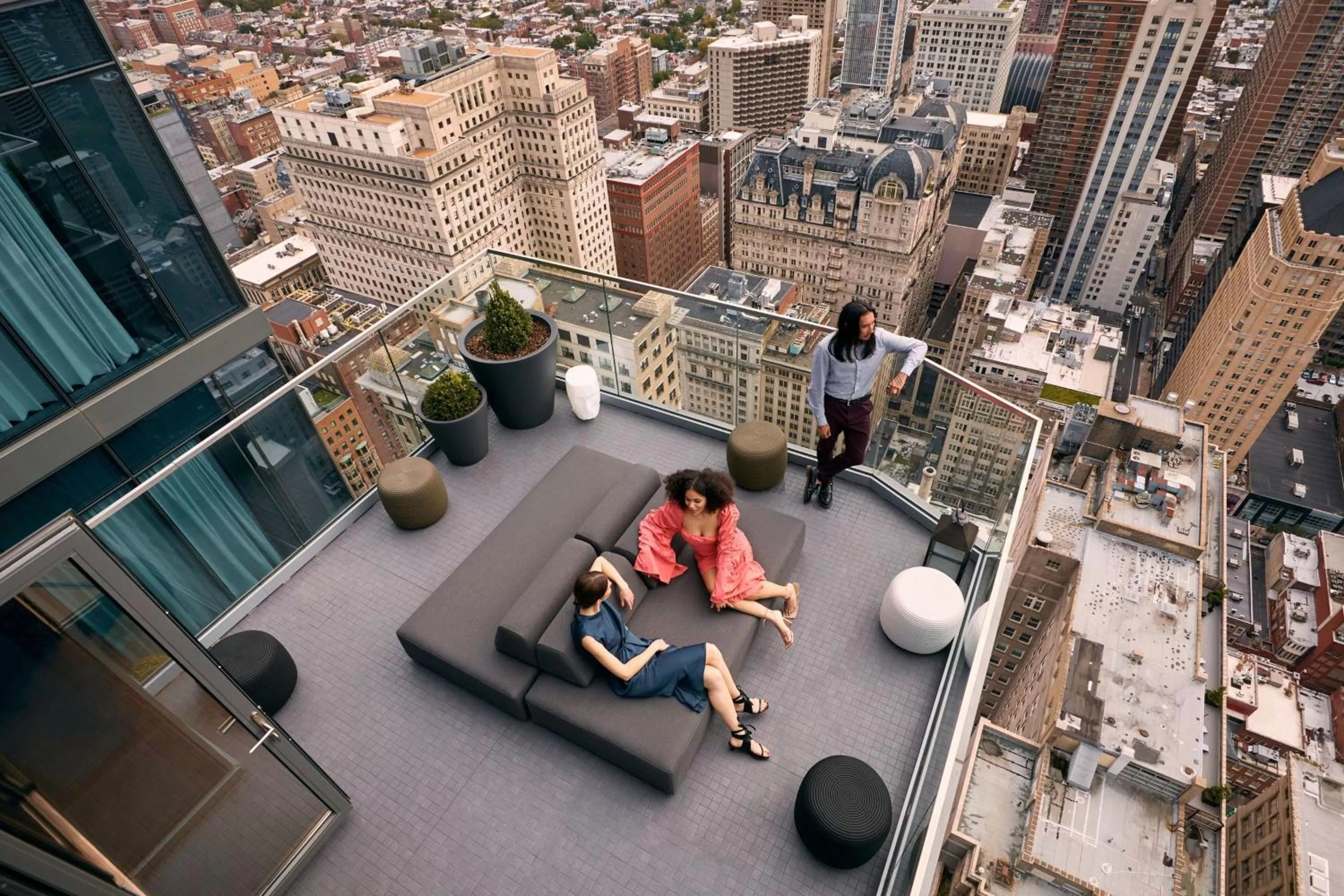 Photo of the whole room in W Philadelphia