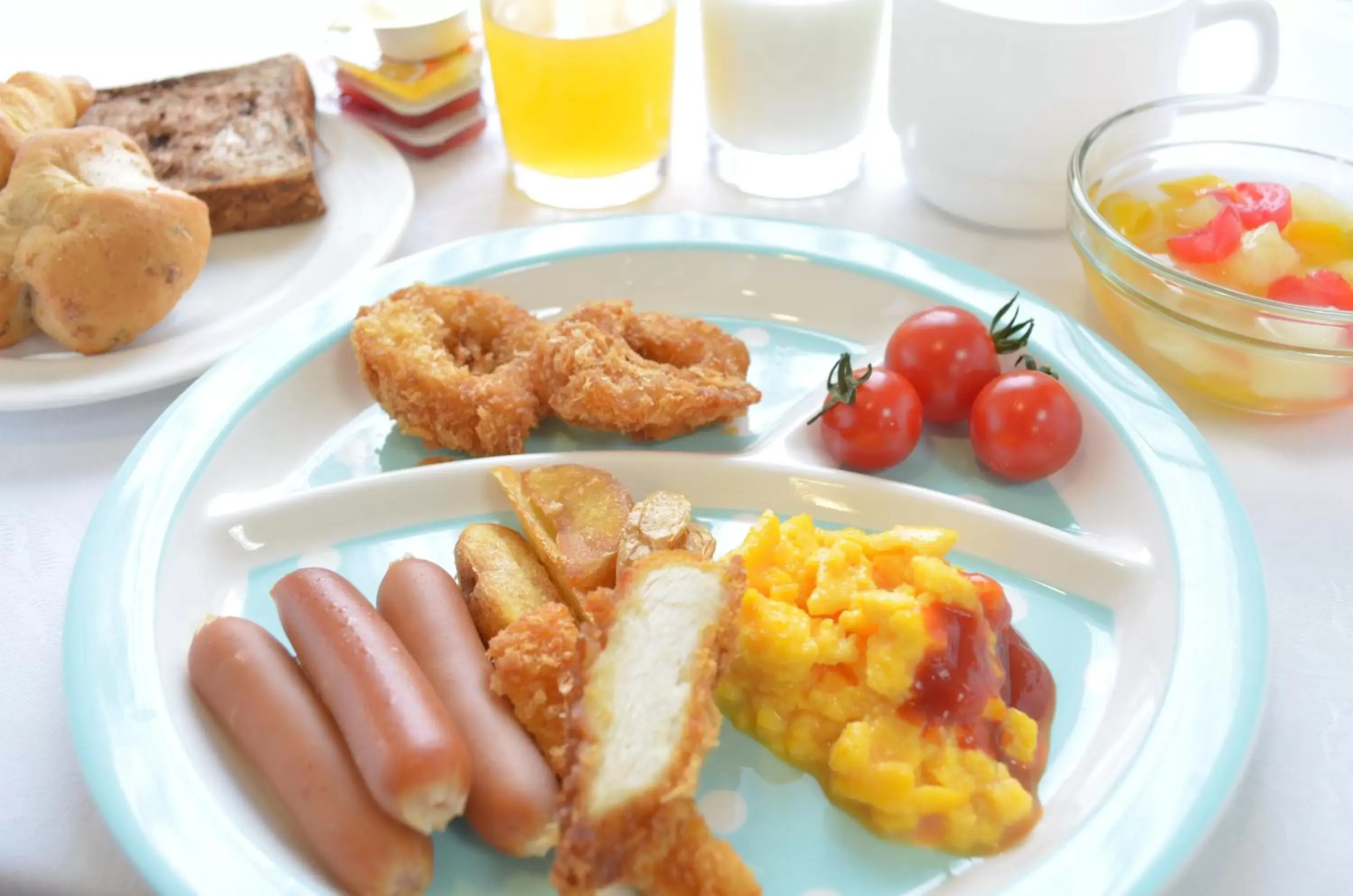 Buffet breakfast in Hotel Sunroute Sapporo