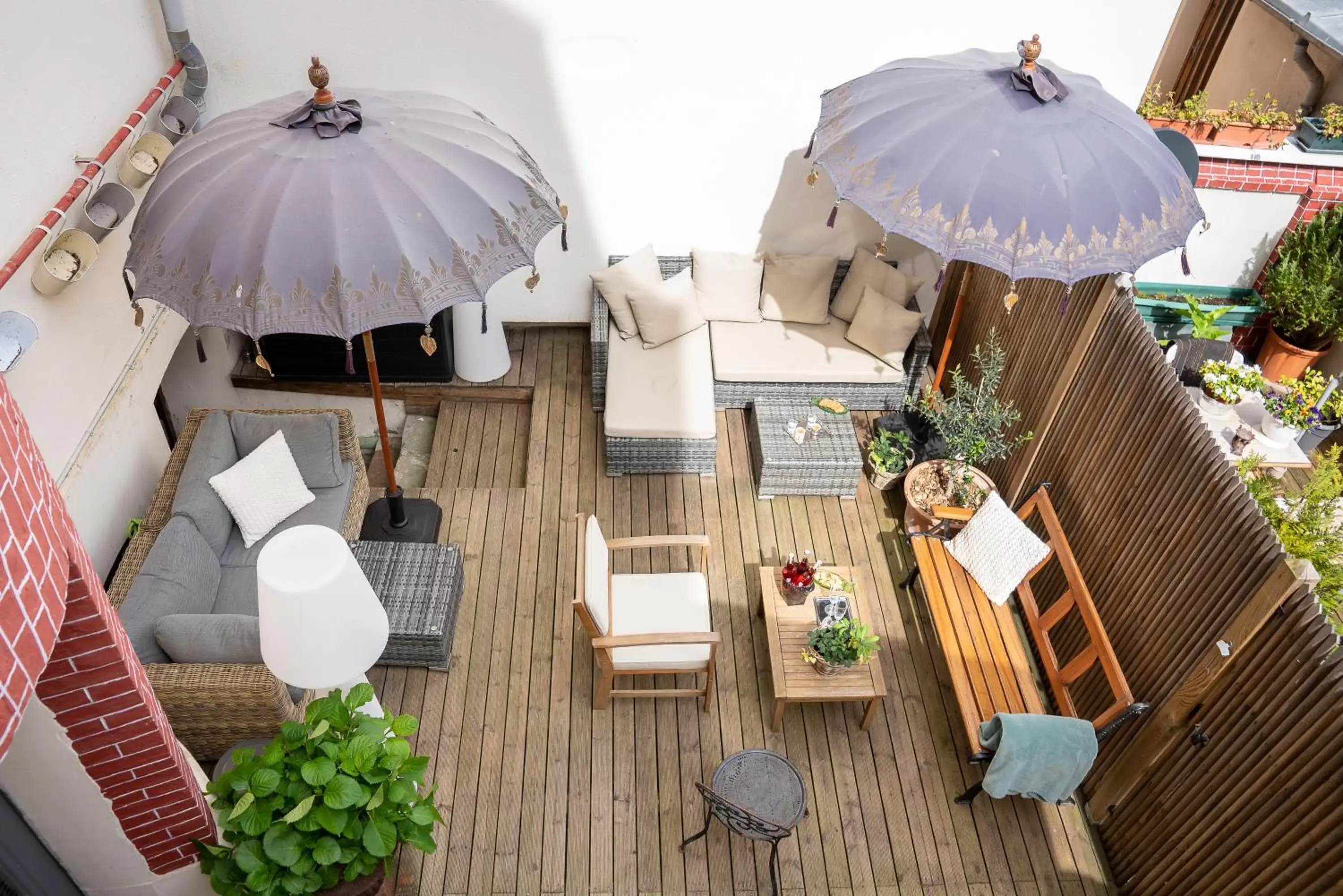 Patio in TOWNHOUSE TROUVILLE - Appart'Hotel & Studios