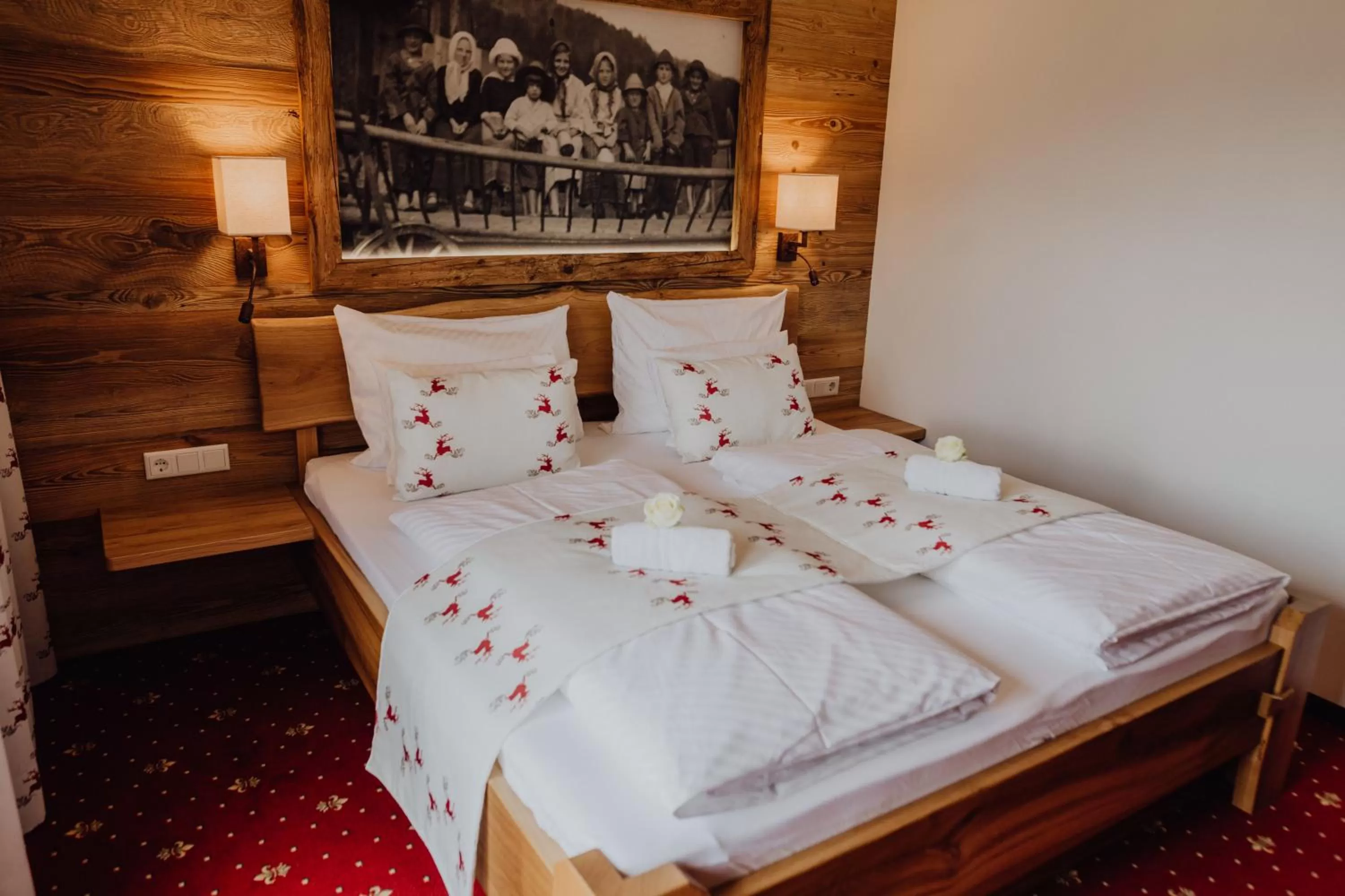 Bedroom, Bed in Panorama Hotel Gasthof Leidingerhof