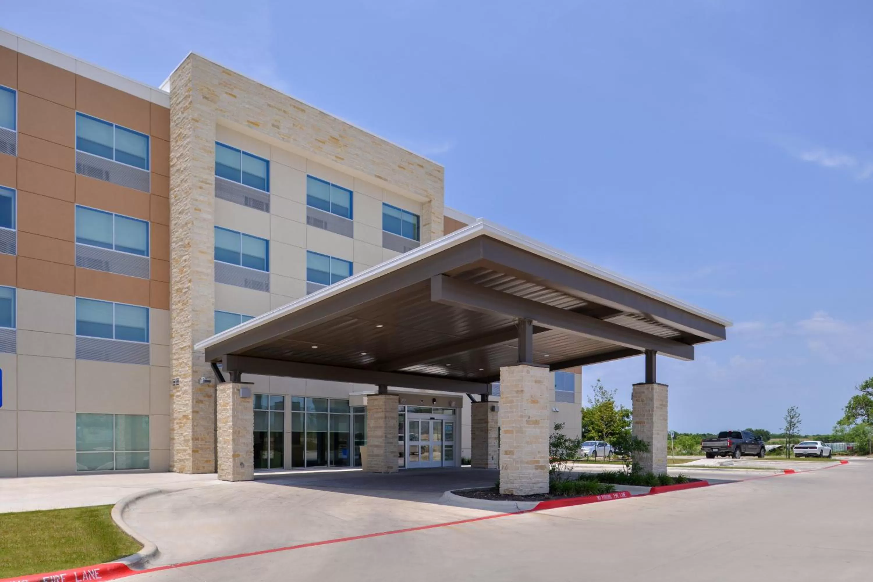 Property building in Holiday Inn Express - Early by IHG