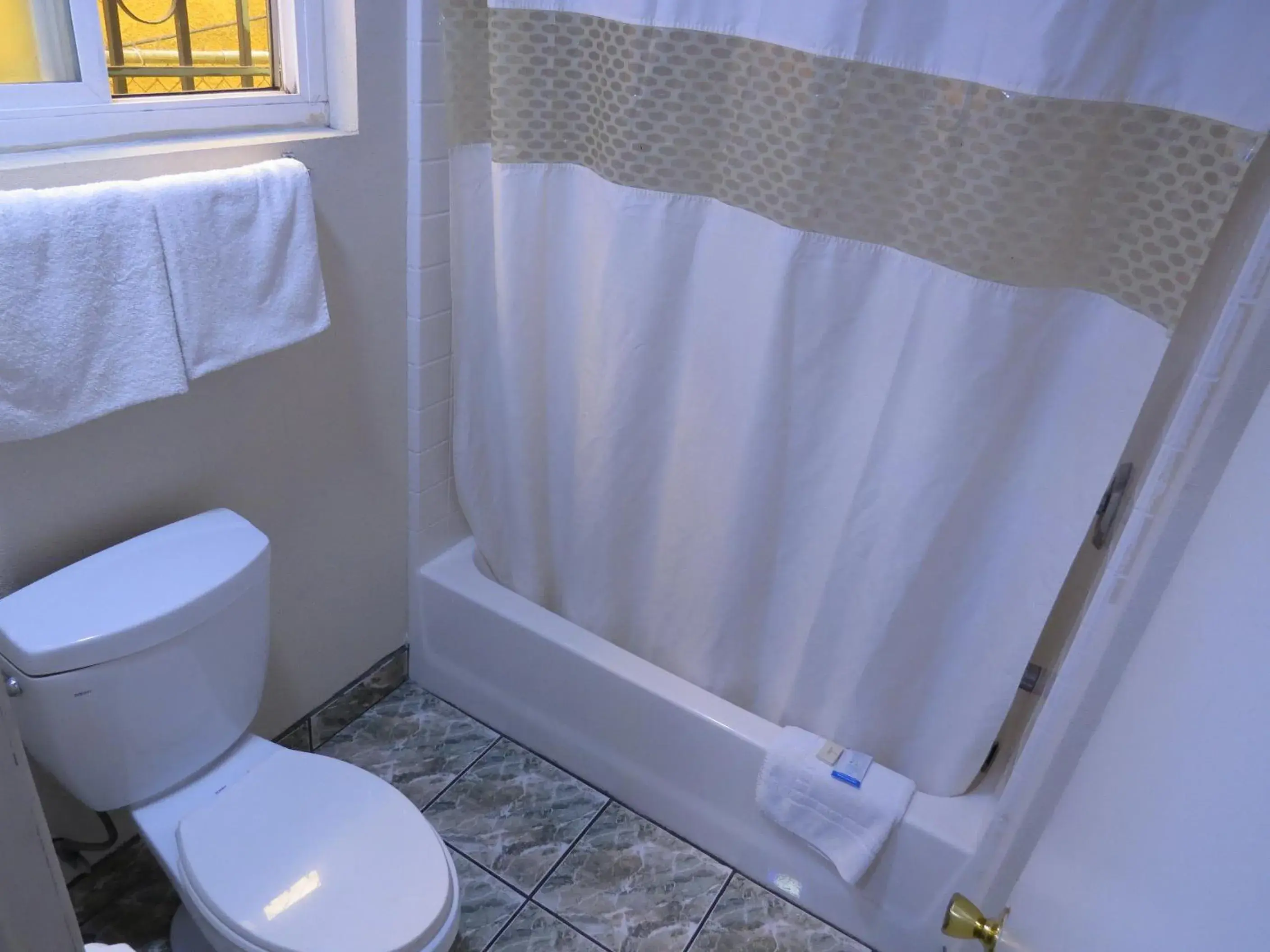Toilet, Bathroom in Calico Motel