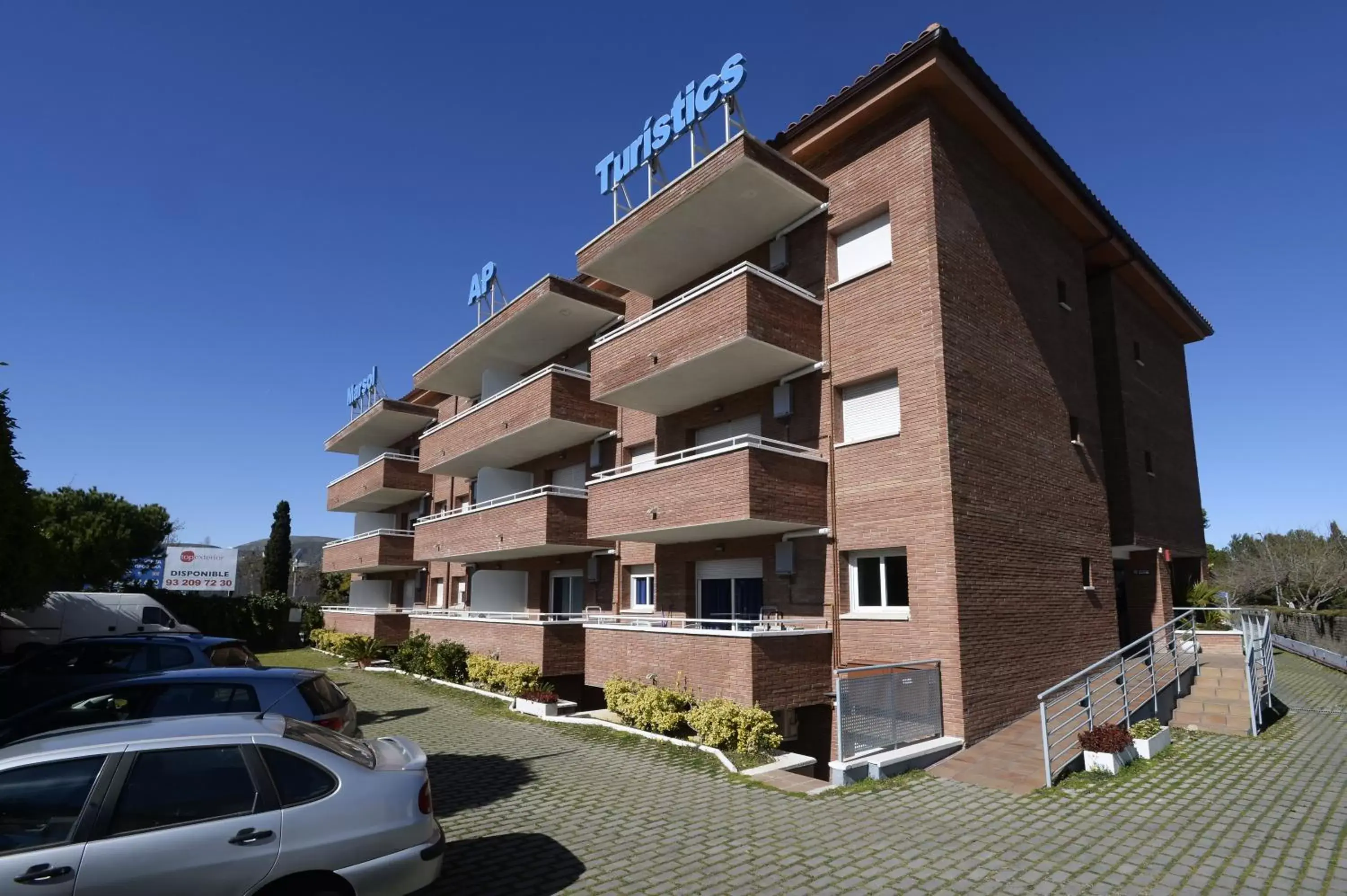 Property Building in Aparthotel Marsol