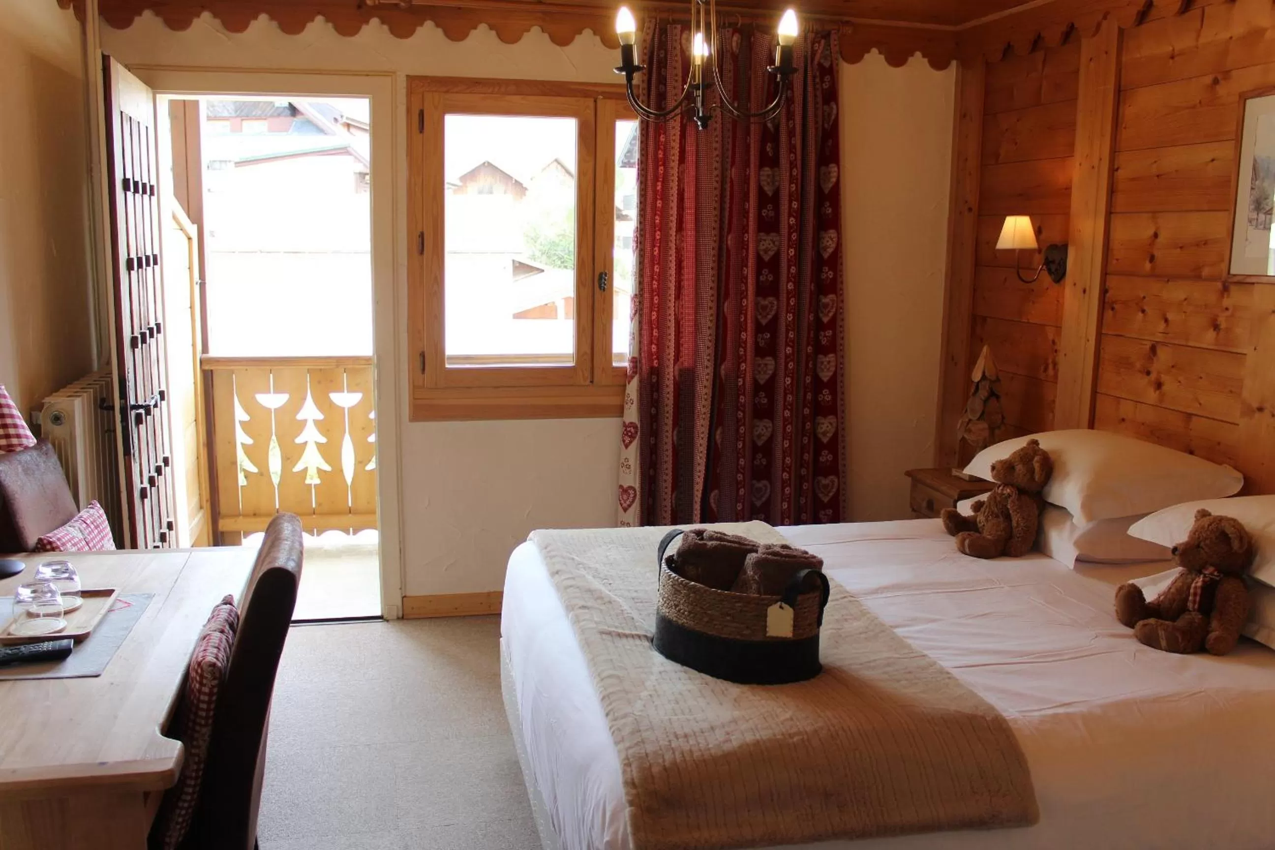 Bed in Hôtel Les Glaciers