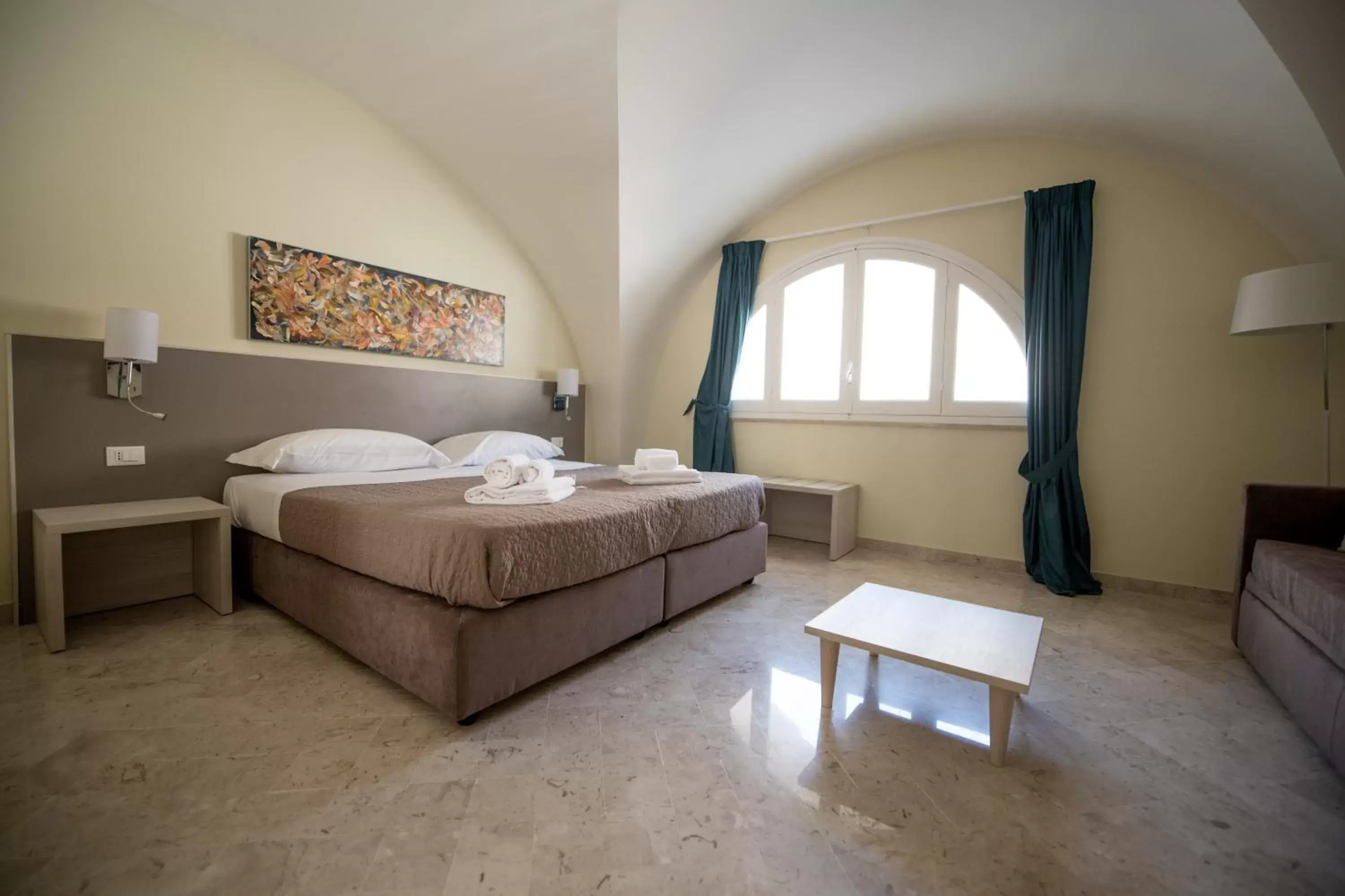 Bed in Historico Loft & Rooms Palazzo Adragna XIX
