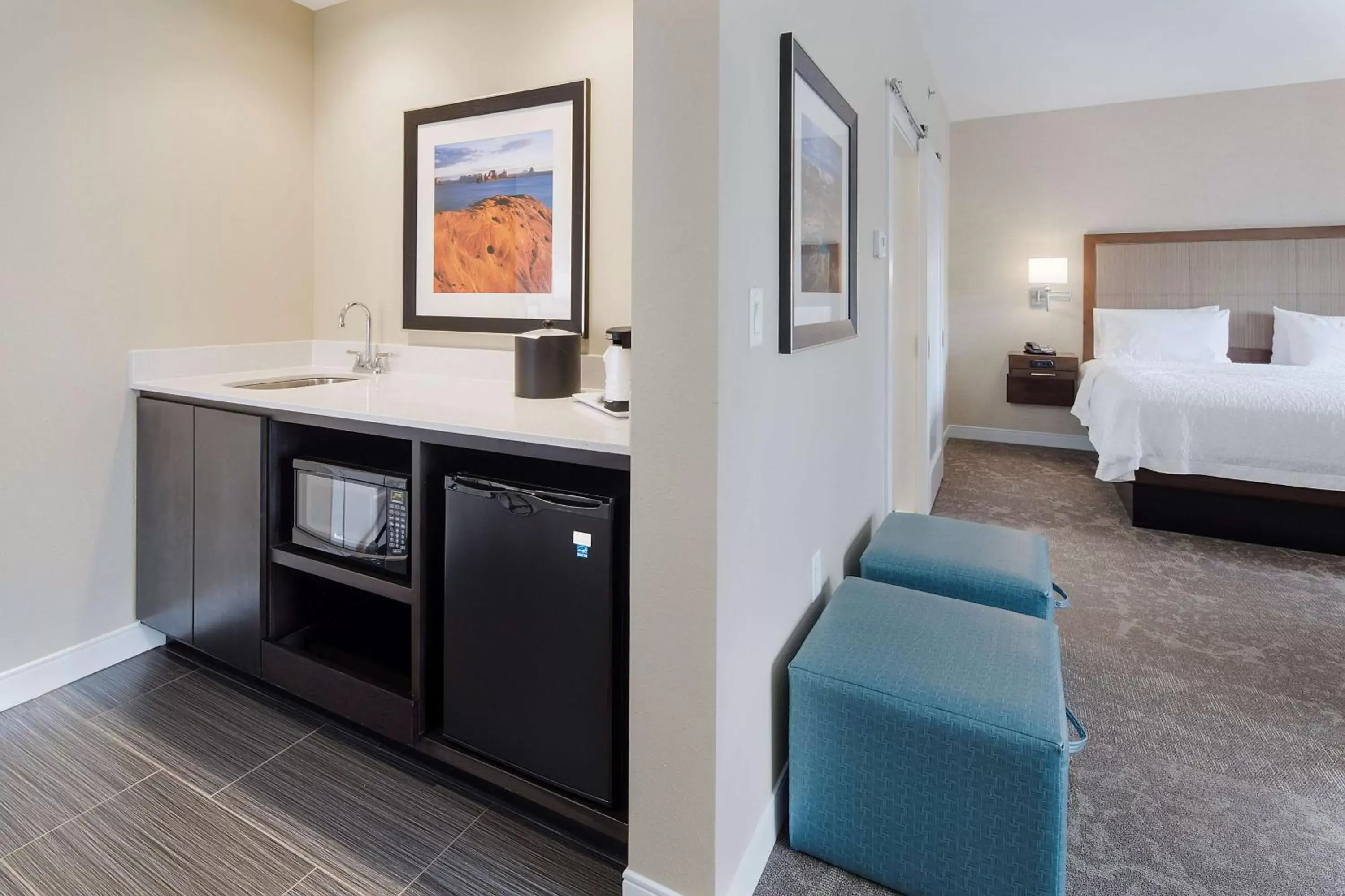 Kitchen or kitchenette in Hampton Inn & Suites Page - Lake Powell