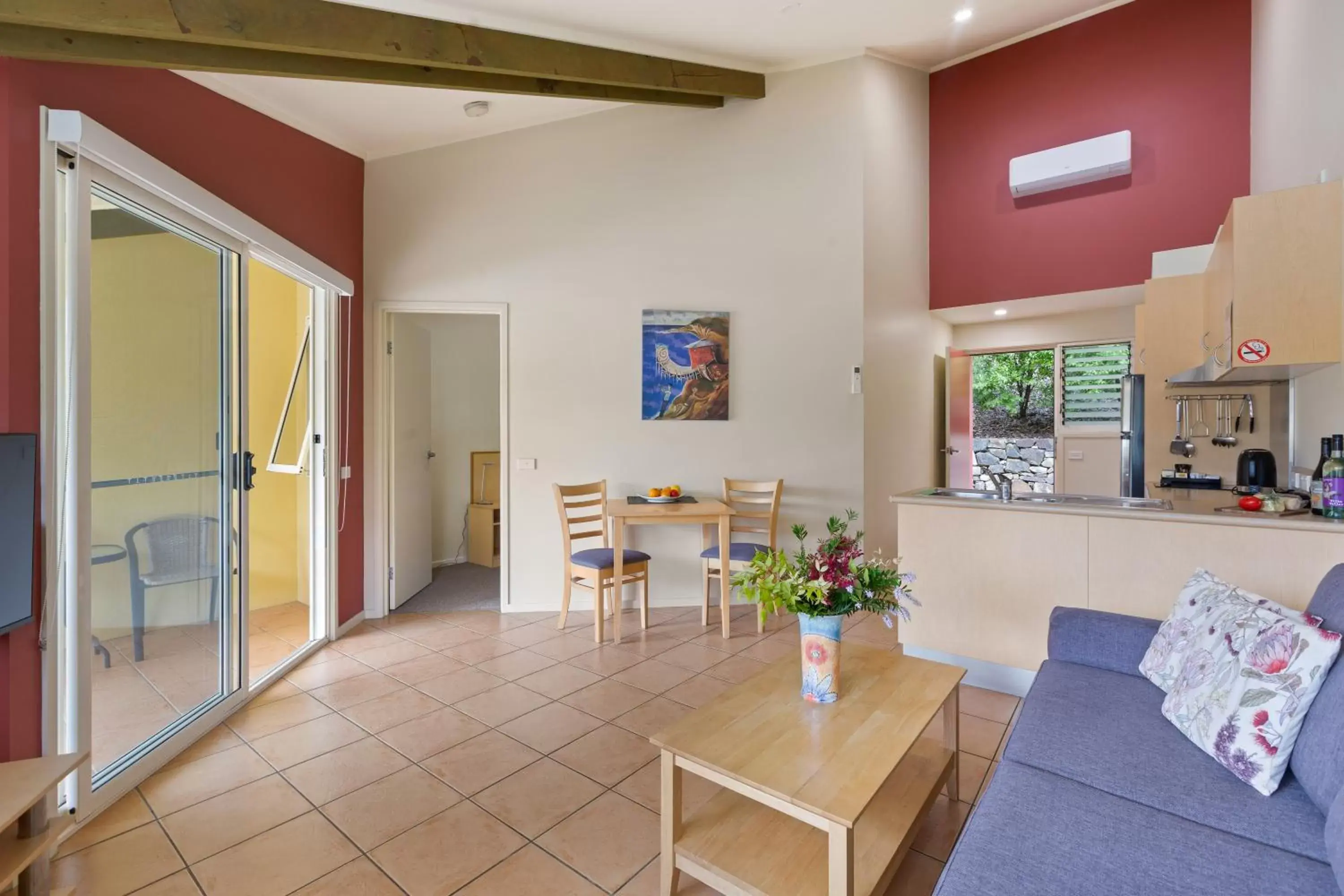 Seating Area in Tathra Beach House Holiday Apartments