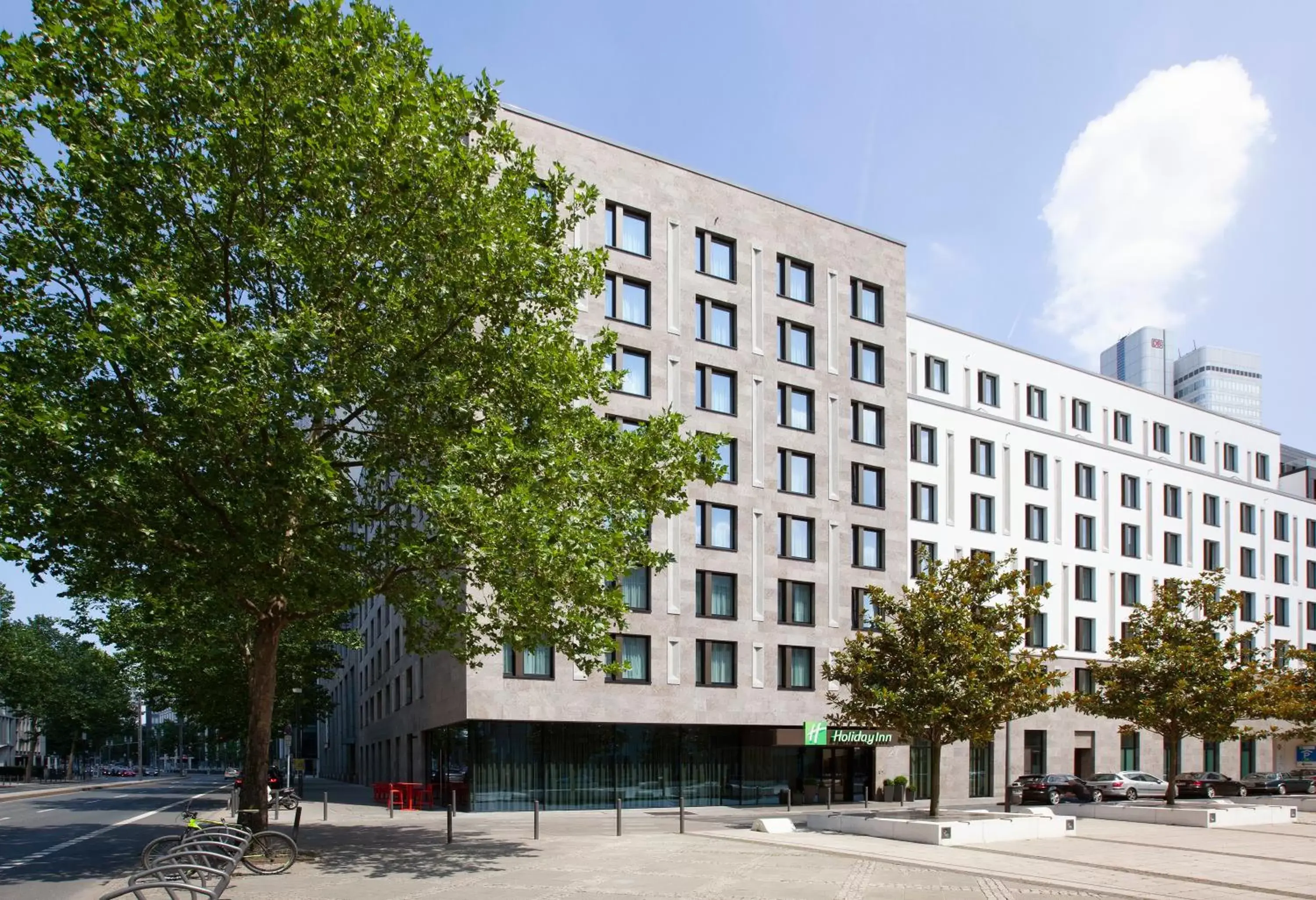 Property Building in Holiday Inn Frankfurt - Alte Oper, an IHG Hotel