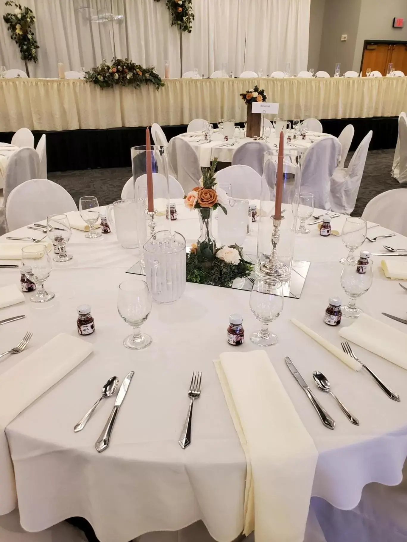 Banquet/Function facilities, Banquet Facilities in Crossroads Hotel and Huron Event Center
