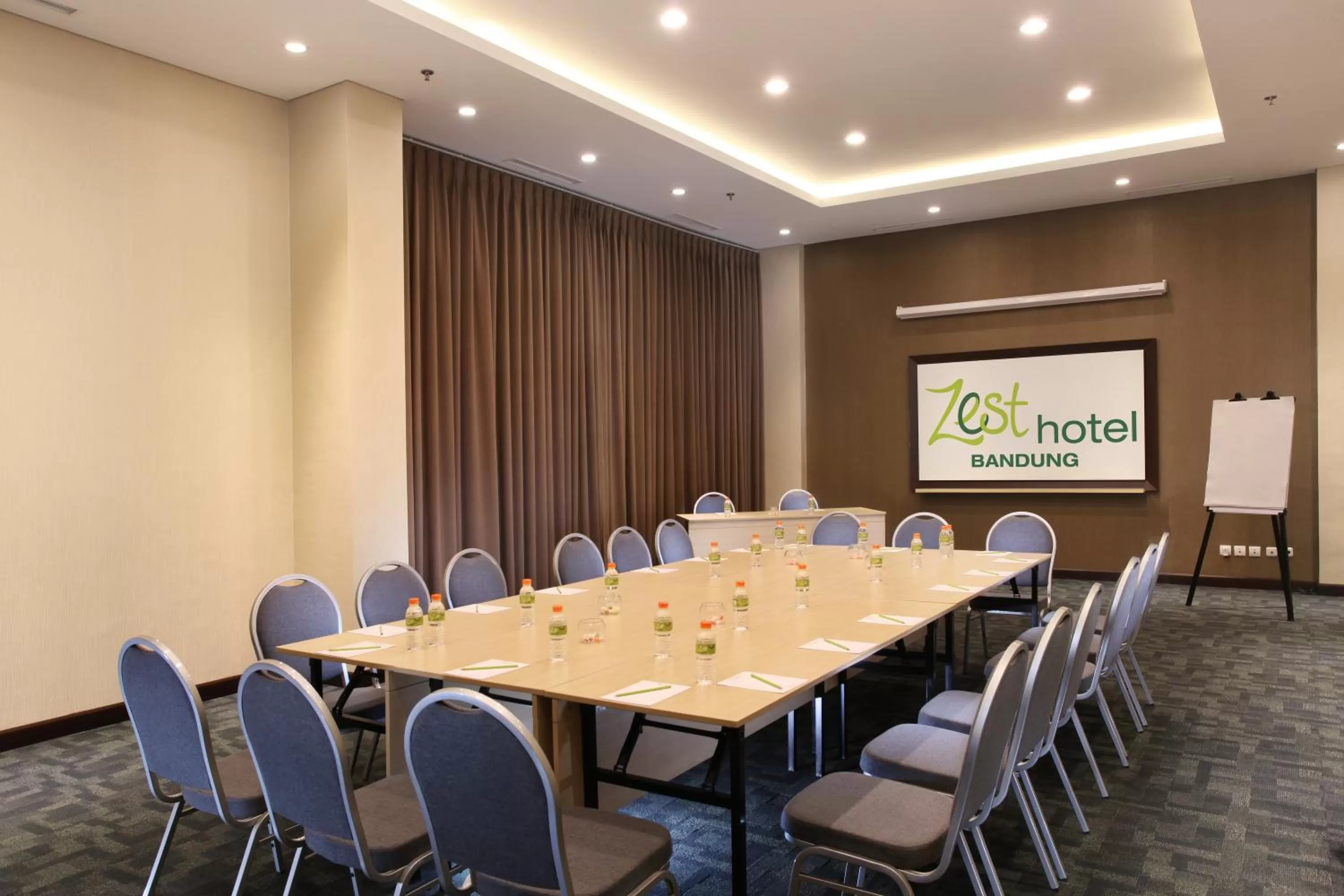 Banquet/Function facilities in Zest Sukajadi Bandung by Swiss-Belhotel International