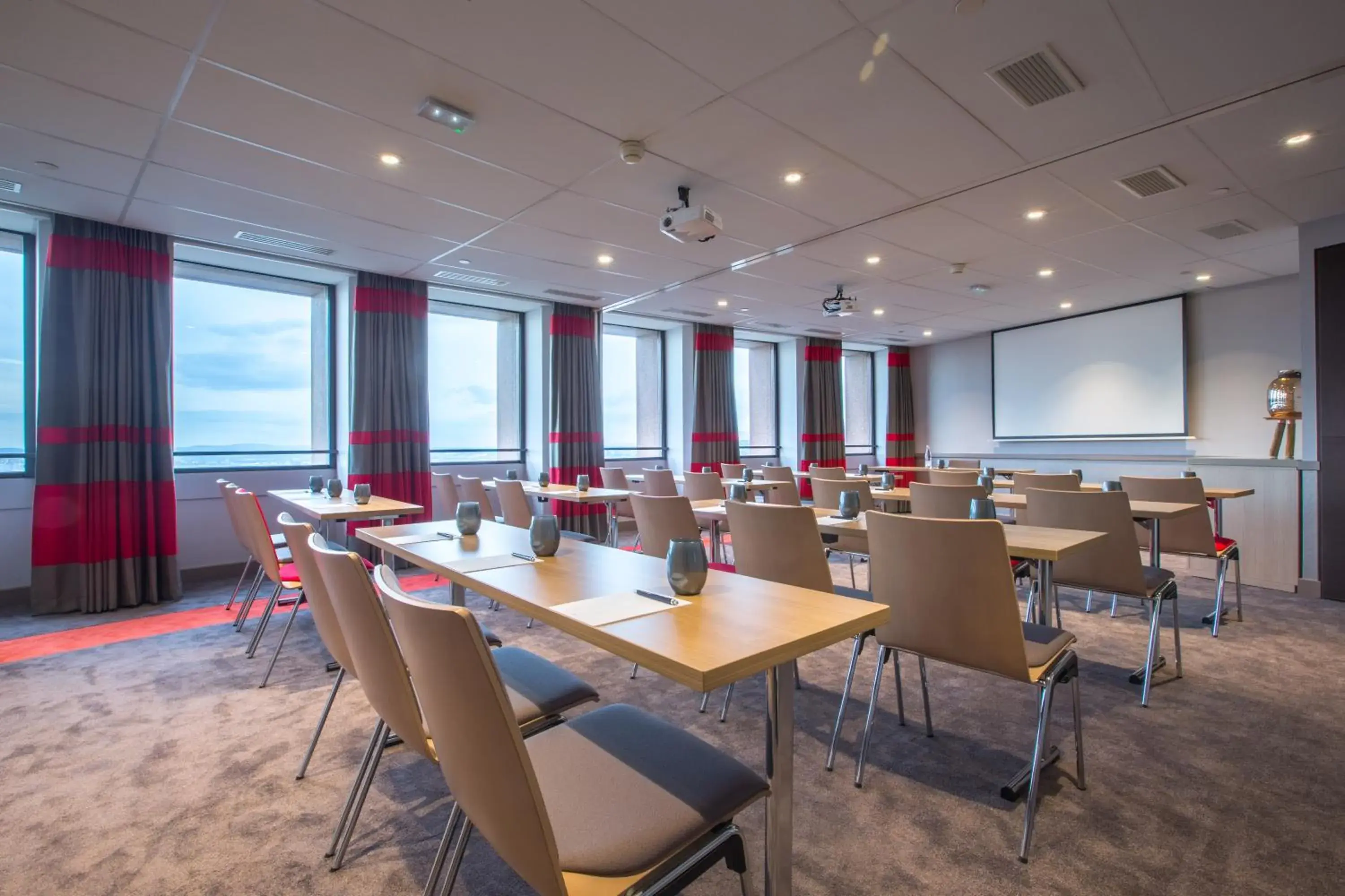 Meeting/conference room, Business Area/Conference Room in Radisson Blu Hotel, Lyon