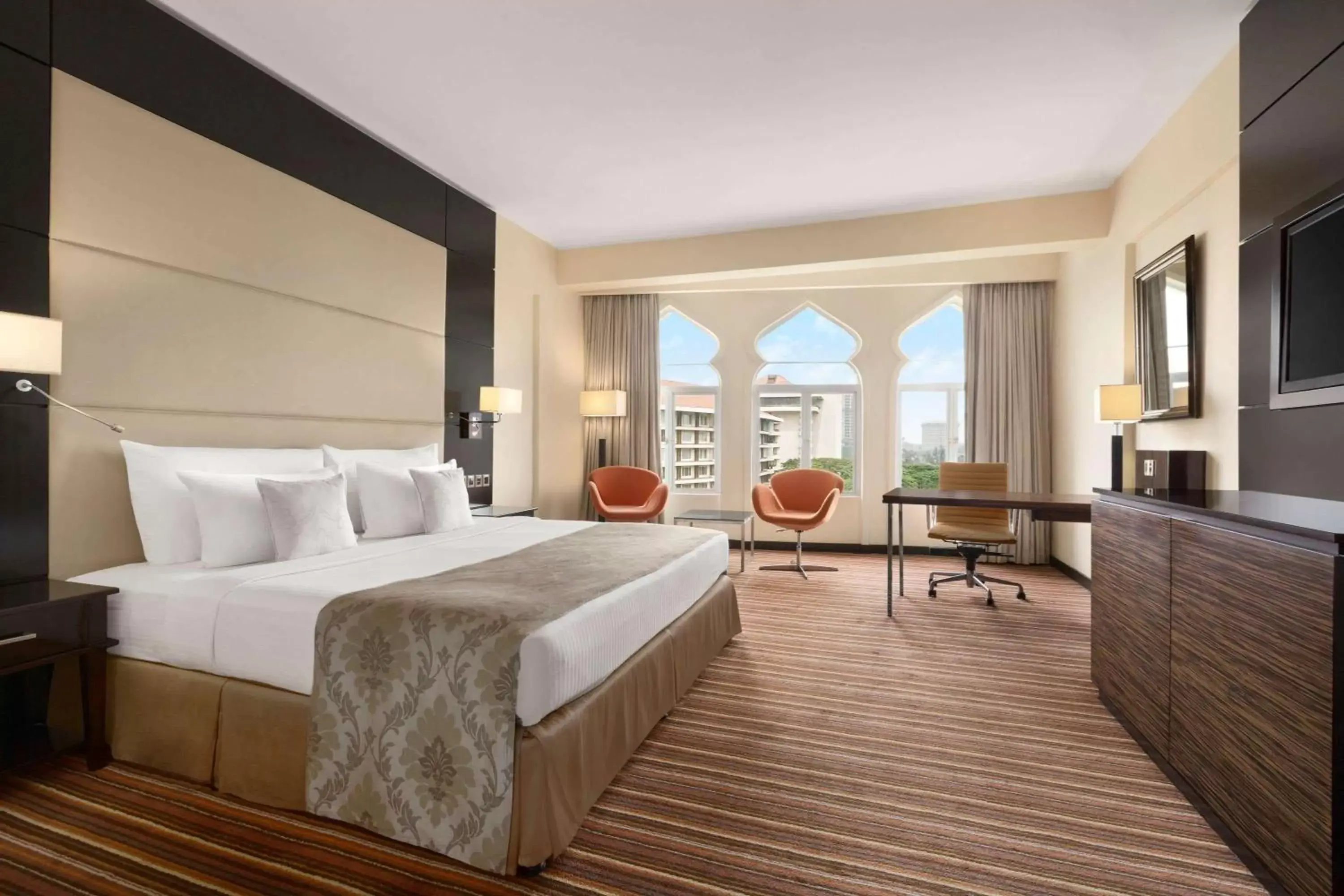 Photo of the whole room, Bed in Ramada Colombo Photo of the whole room, Bed in Ramada Colombo