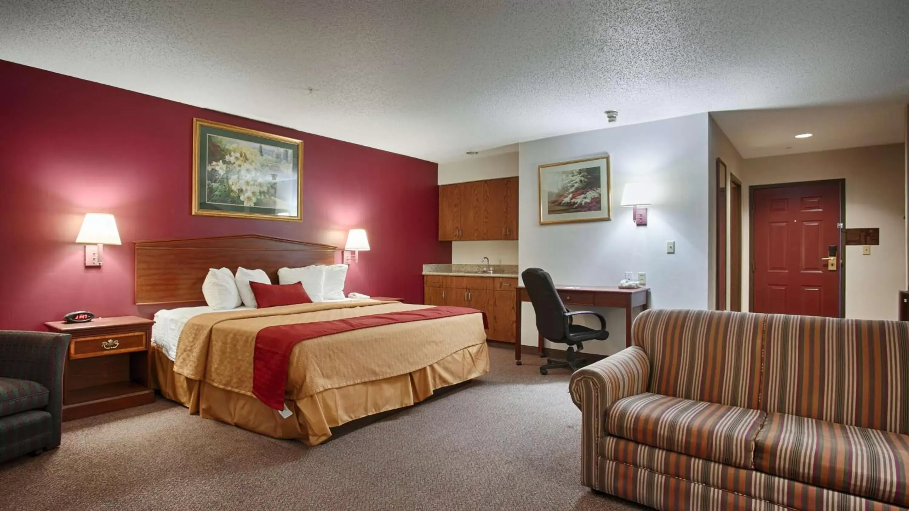 Photo of the whole room in Best Western Okmulgee