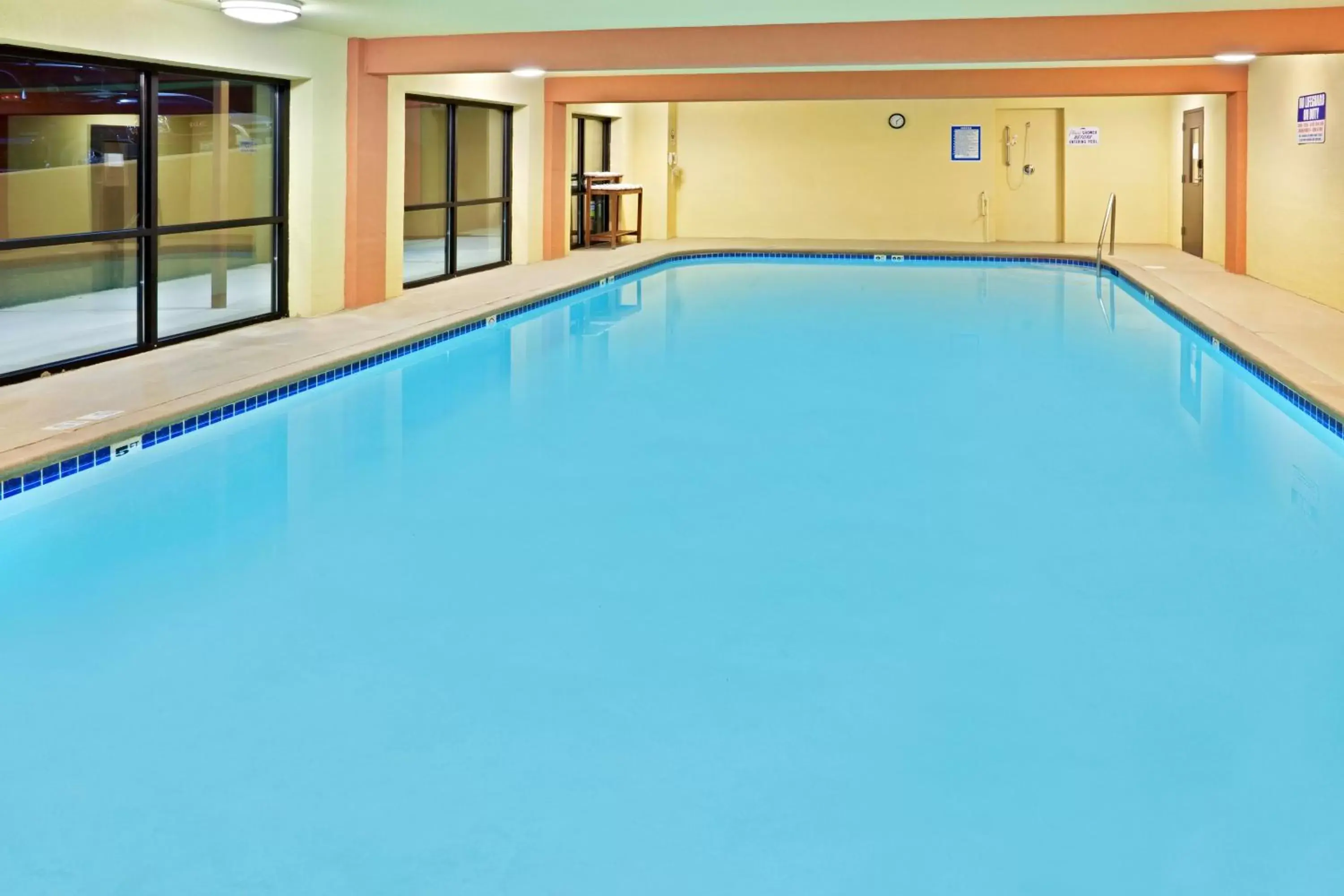 Swimming Pool in Holiday Inn Express Portland South - Lake Oswego, an IHG Hotel