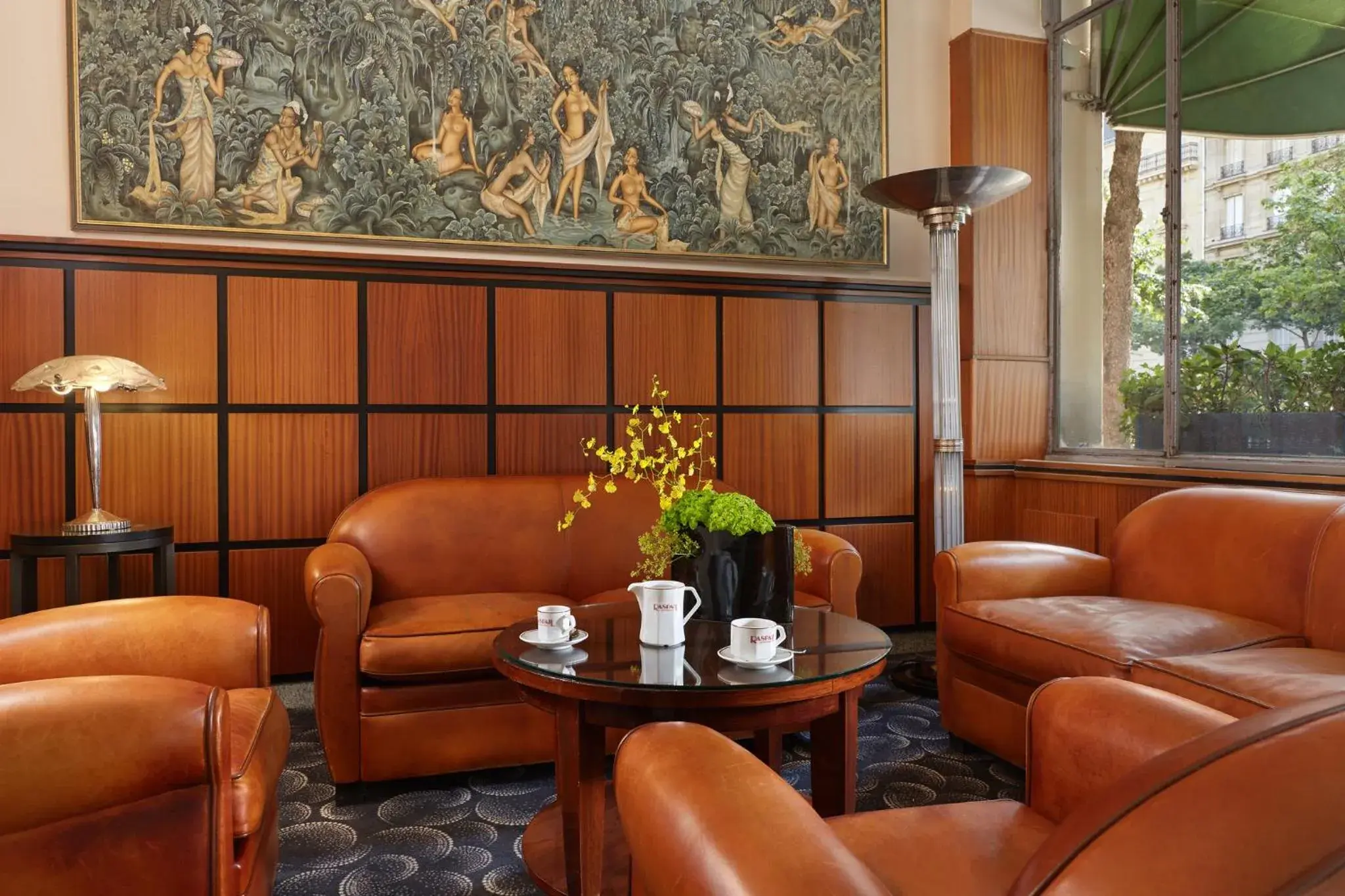 Lounge or bar in Hôtel Raspail Montparnasse