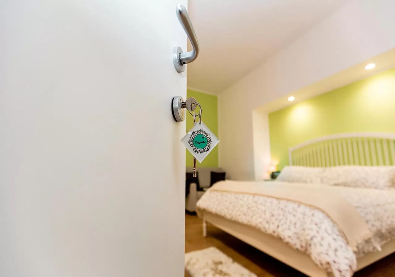 Bedroom, Bed in B&B Vico Milano 18