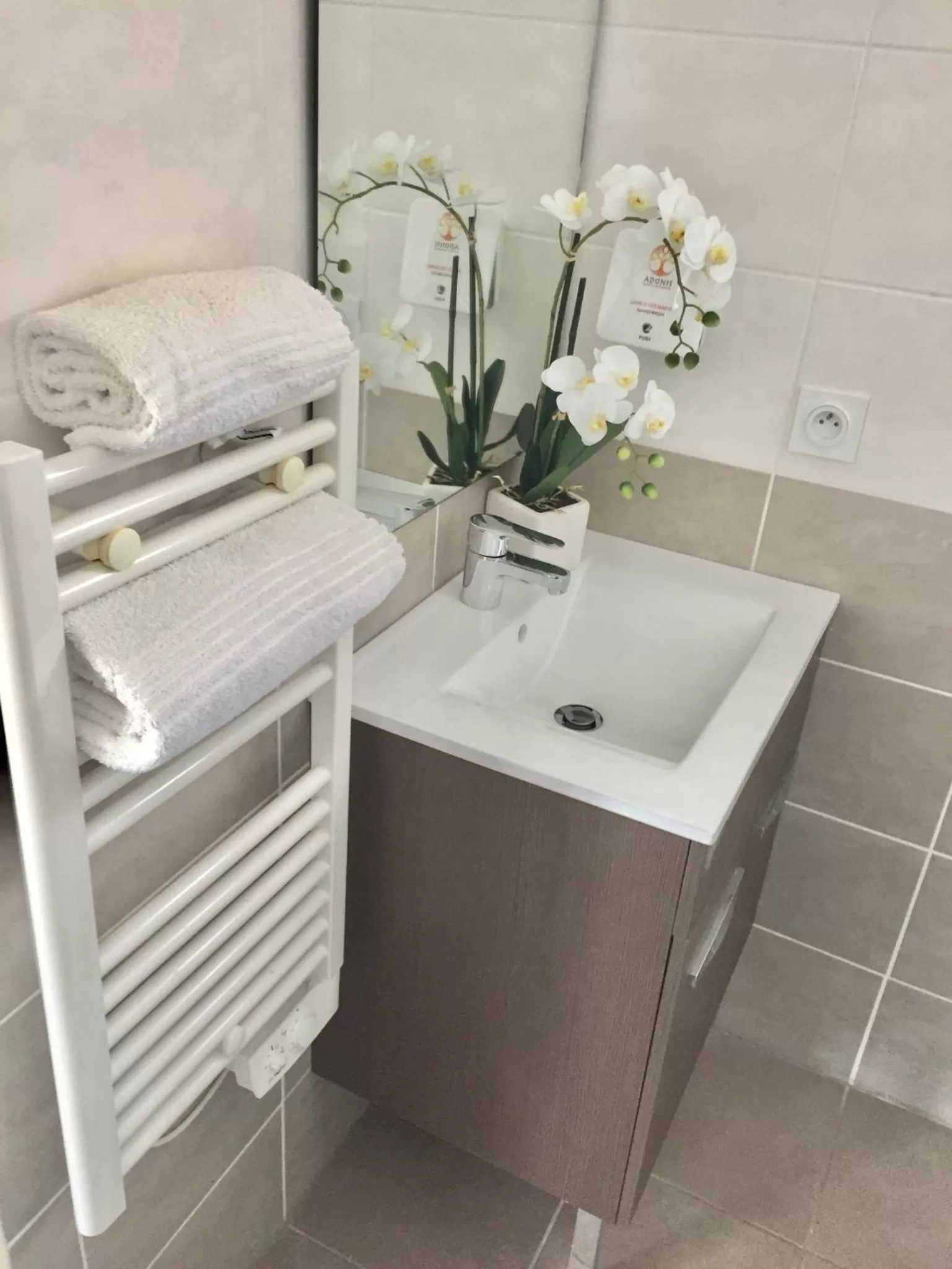 Shower in Les Terrasses D'Aix - Studio avec Grande Terrasse privée
