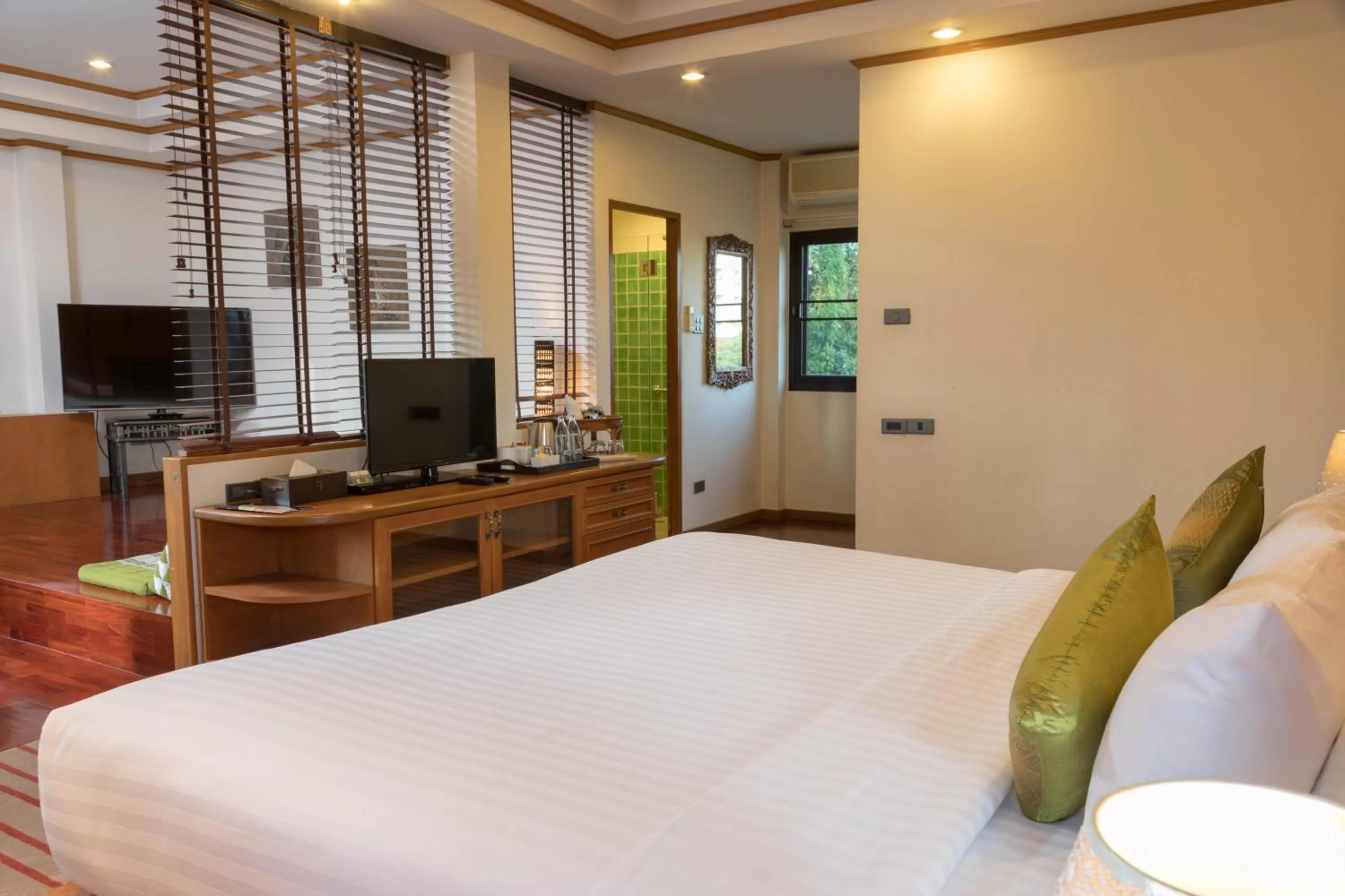 Suite in Charlie House Pin Klao