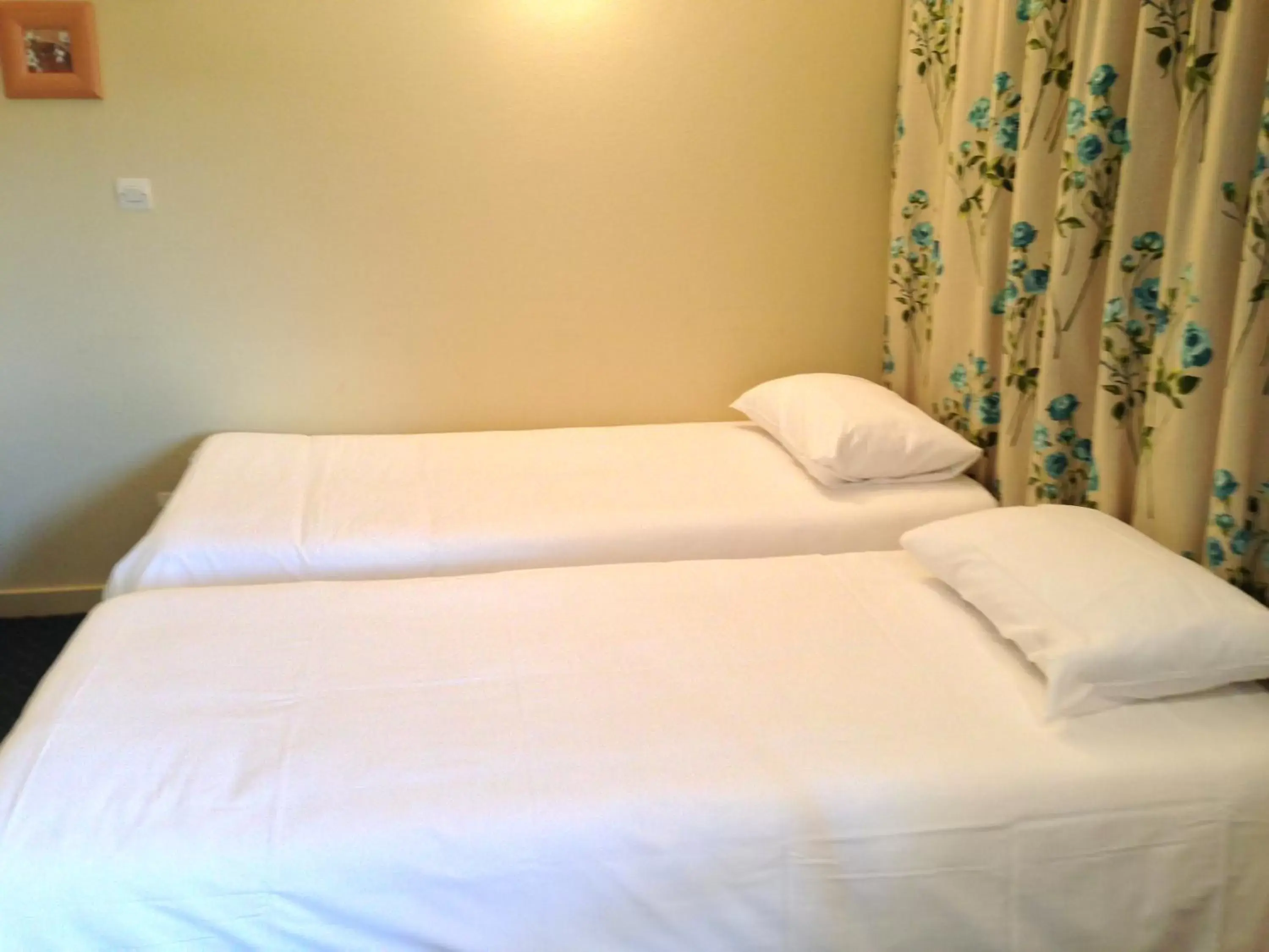 Staff, Bed in B&B HOTEL Le Puy-en-Velay