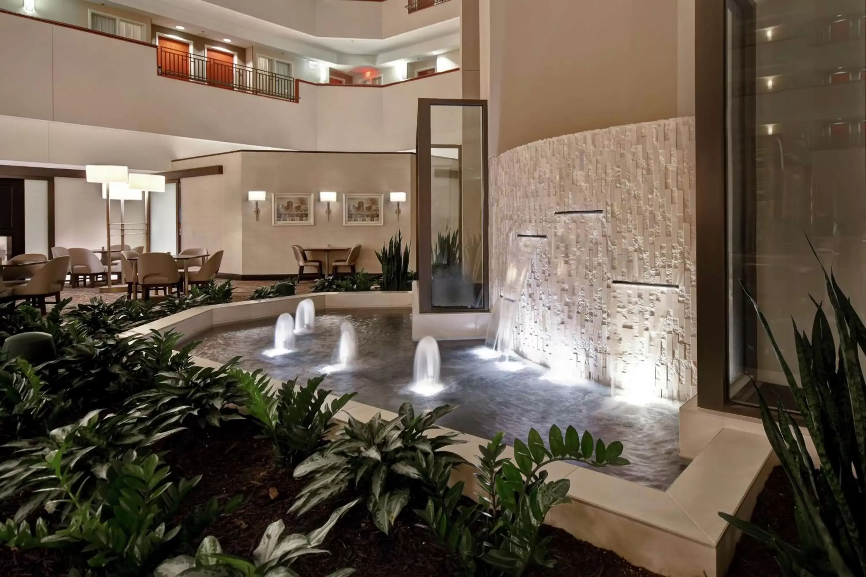 Lobby or reception in Embassy Suites Little Rock