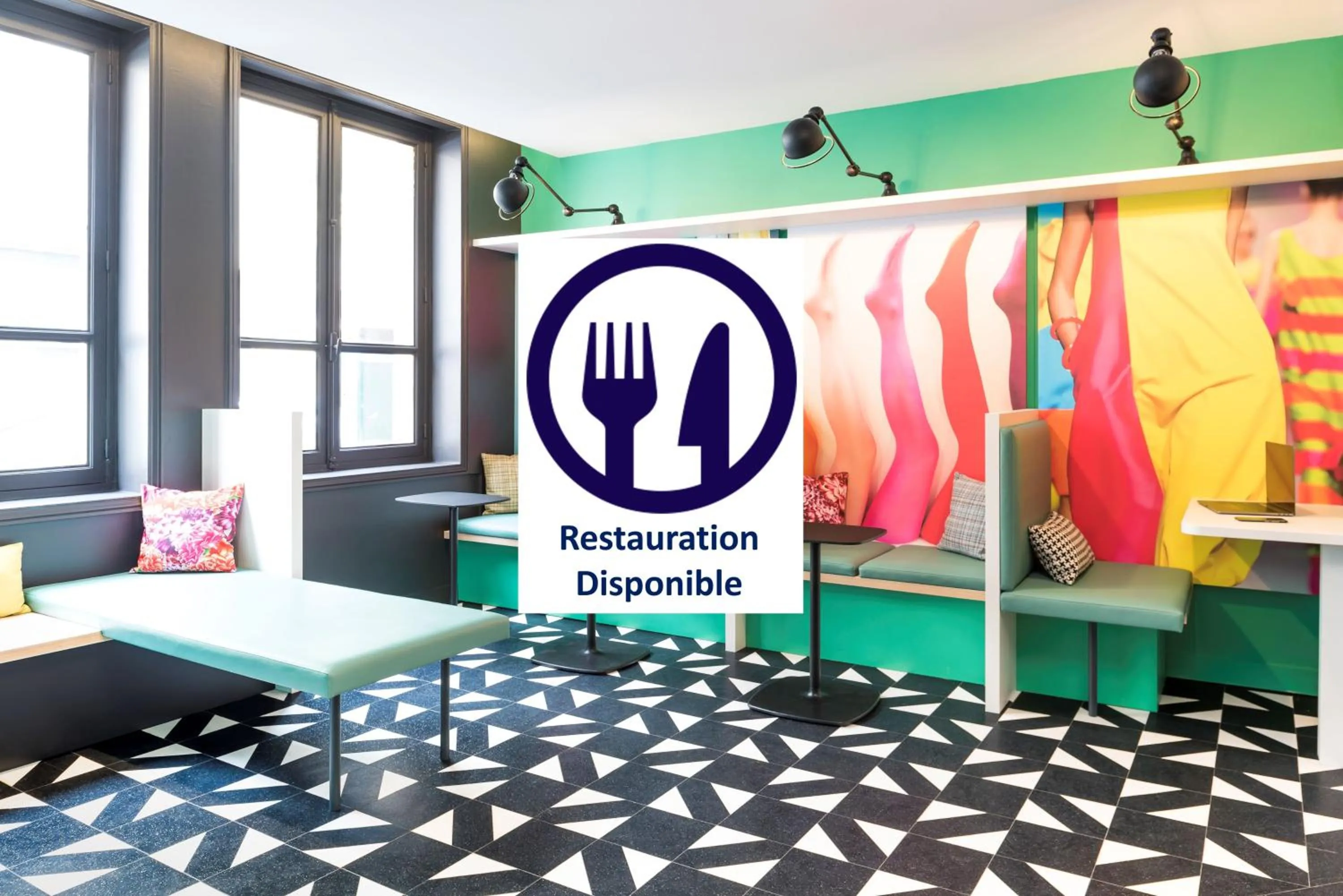 Property building, Bed in Ibis Styles Paris Gare Saint Lazare