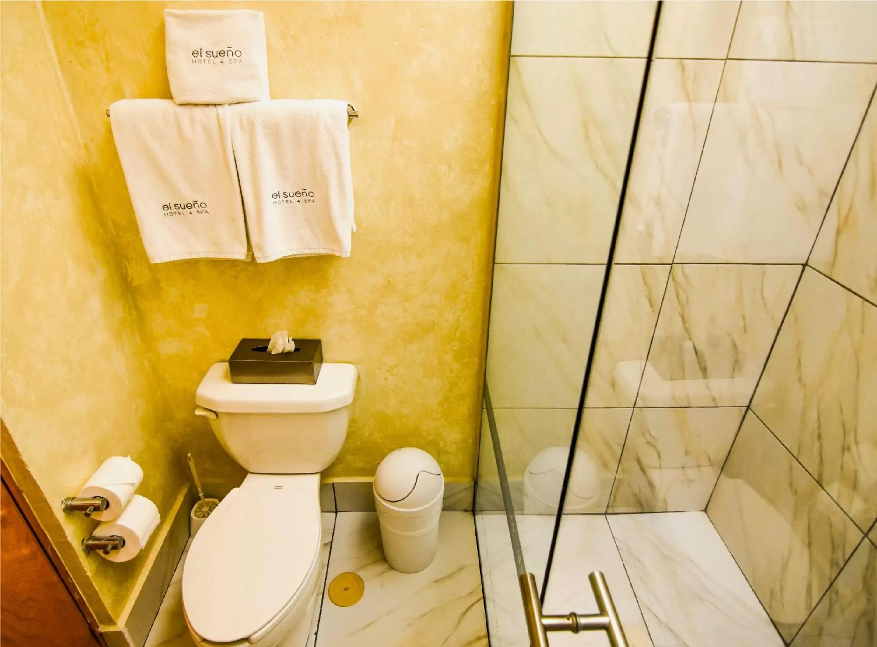 Bathroom in El Sueño Hotel & Spa