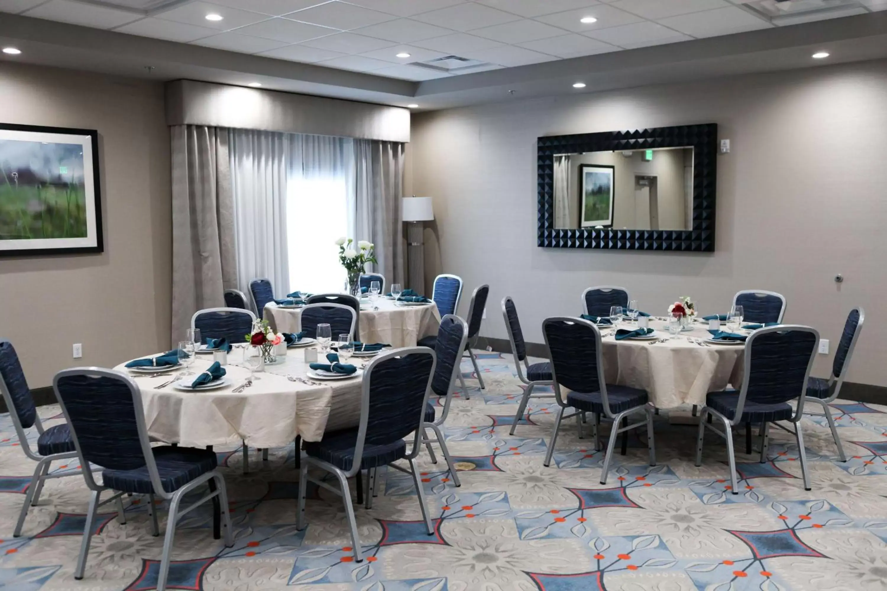 Meeting/conference room, Restaurant/Places to Eat in Hampton Inn & Suites Lafayette