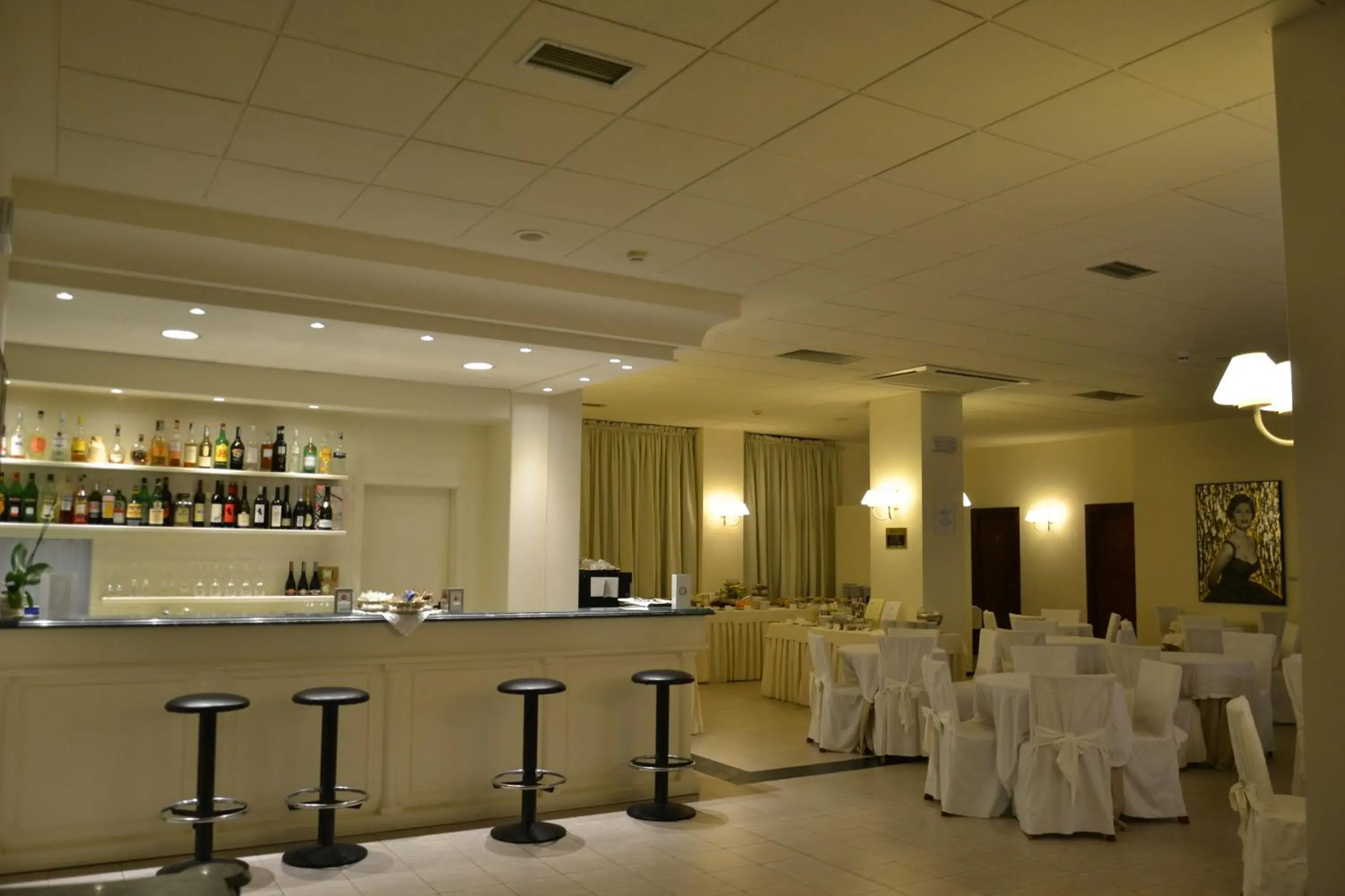 Lounge or bar in Hotel Mamiani & Kì-Spa Urbino