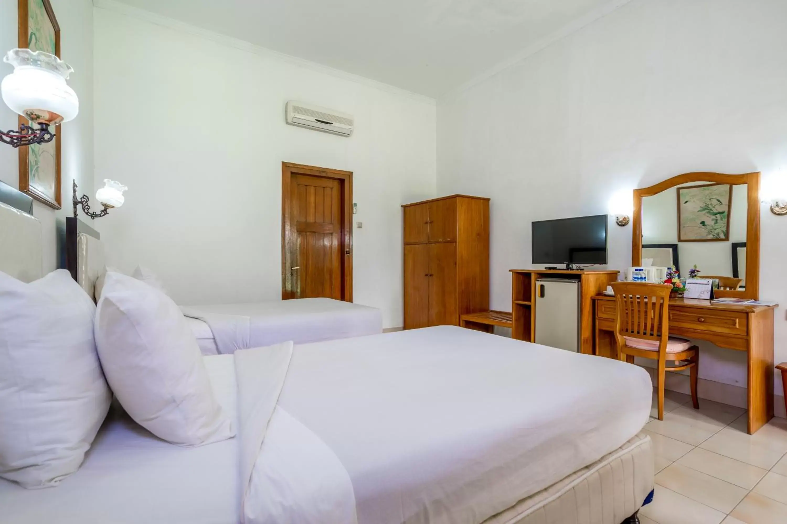 Bedroom, Bed in Inna Bali Heritage Hotel