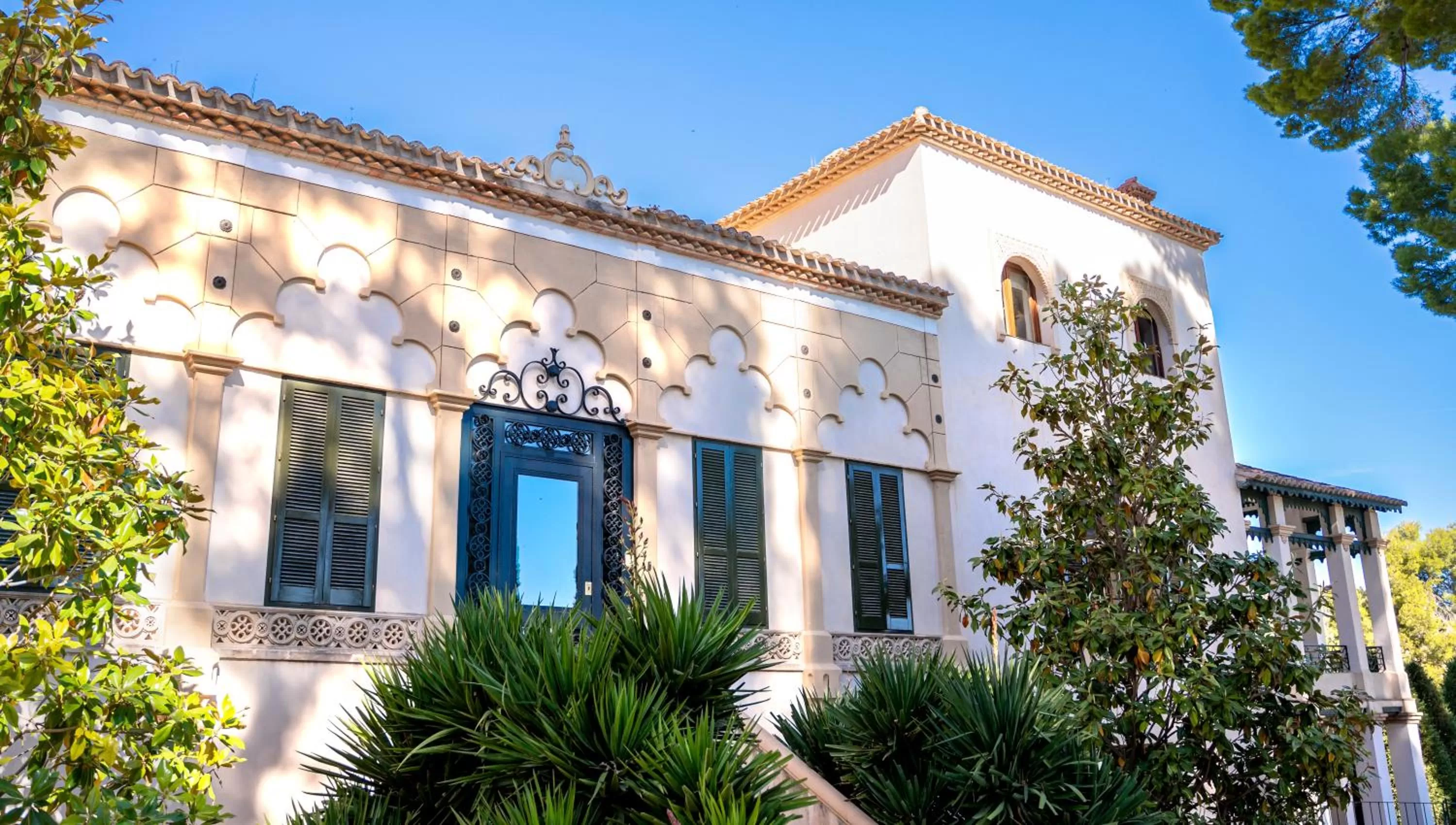 Property building in Eco Hotel con encanto Masía la Mota B&B