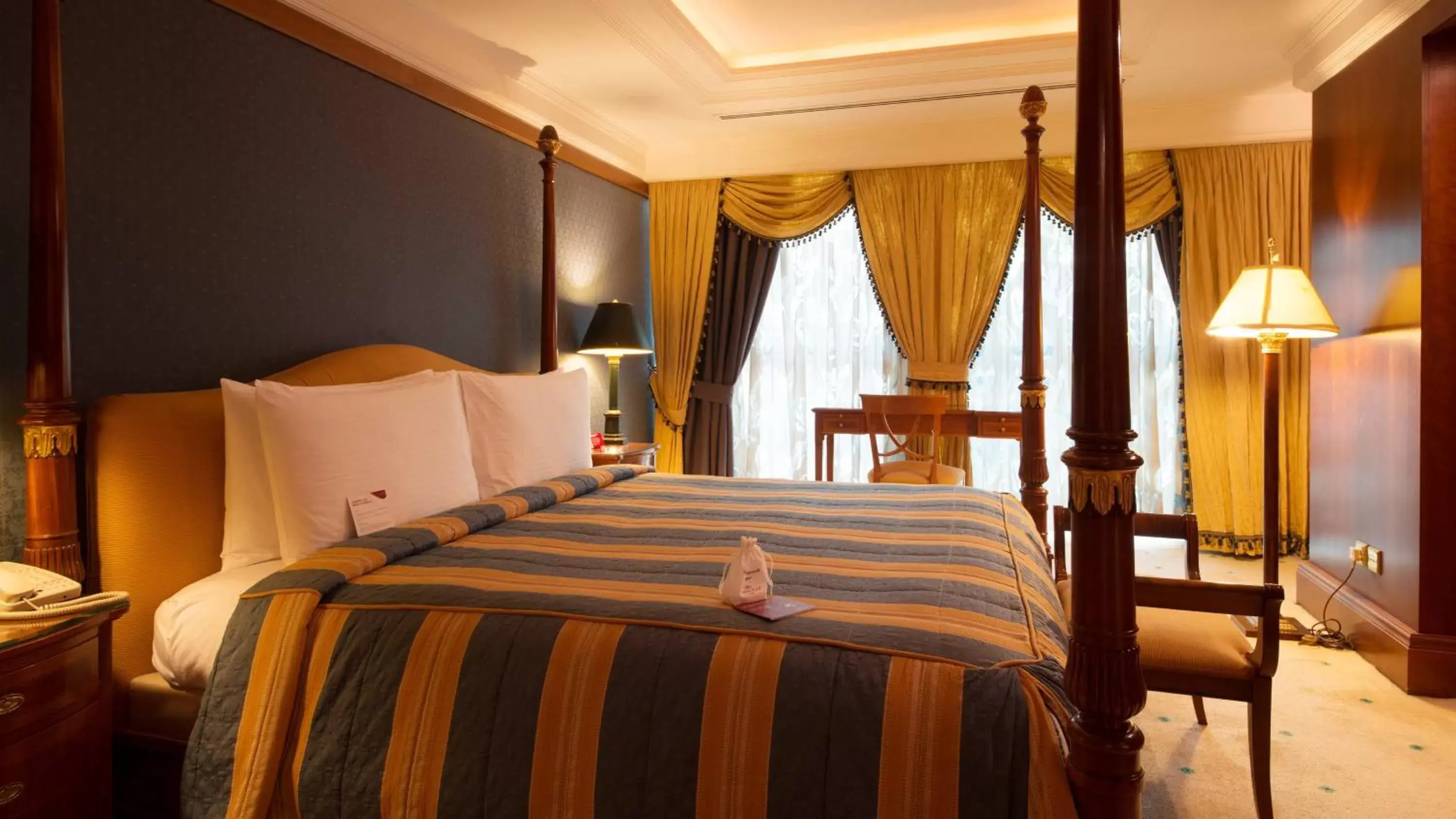 Photo of the whole room, Room Photo in Holiday Inn Kuwait Al Thuraya City, an IHG Hotel