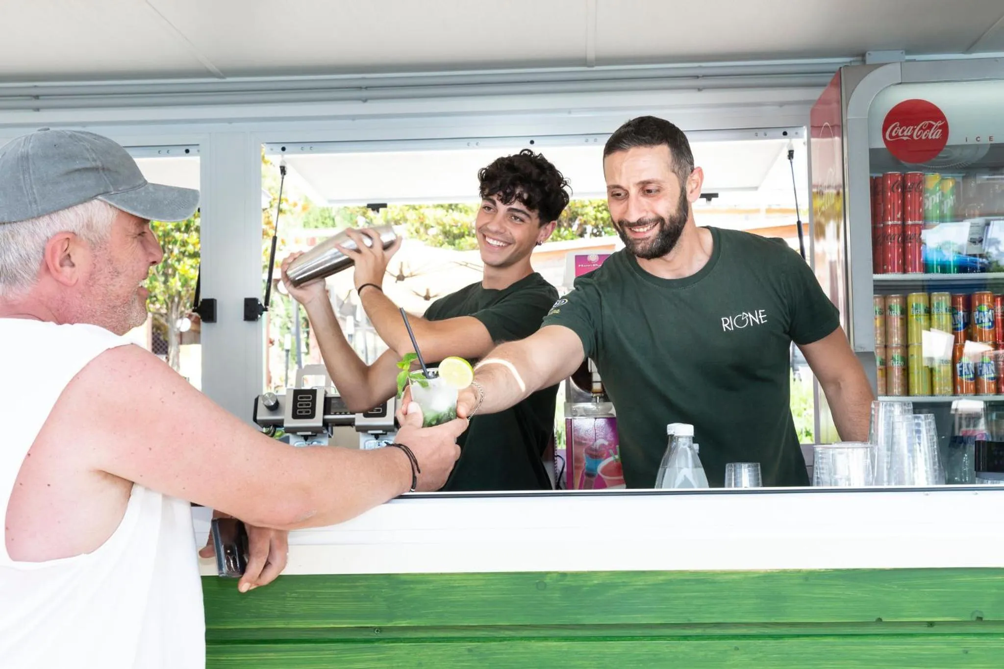 Restaurant/places to eat in hu Roma Camping In Town