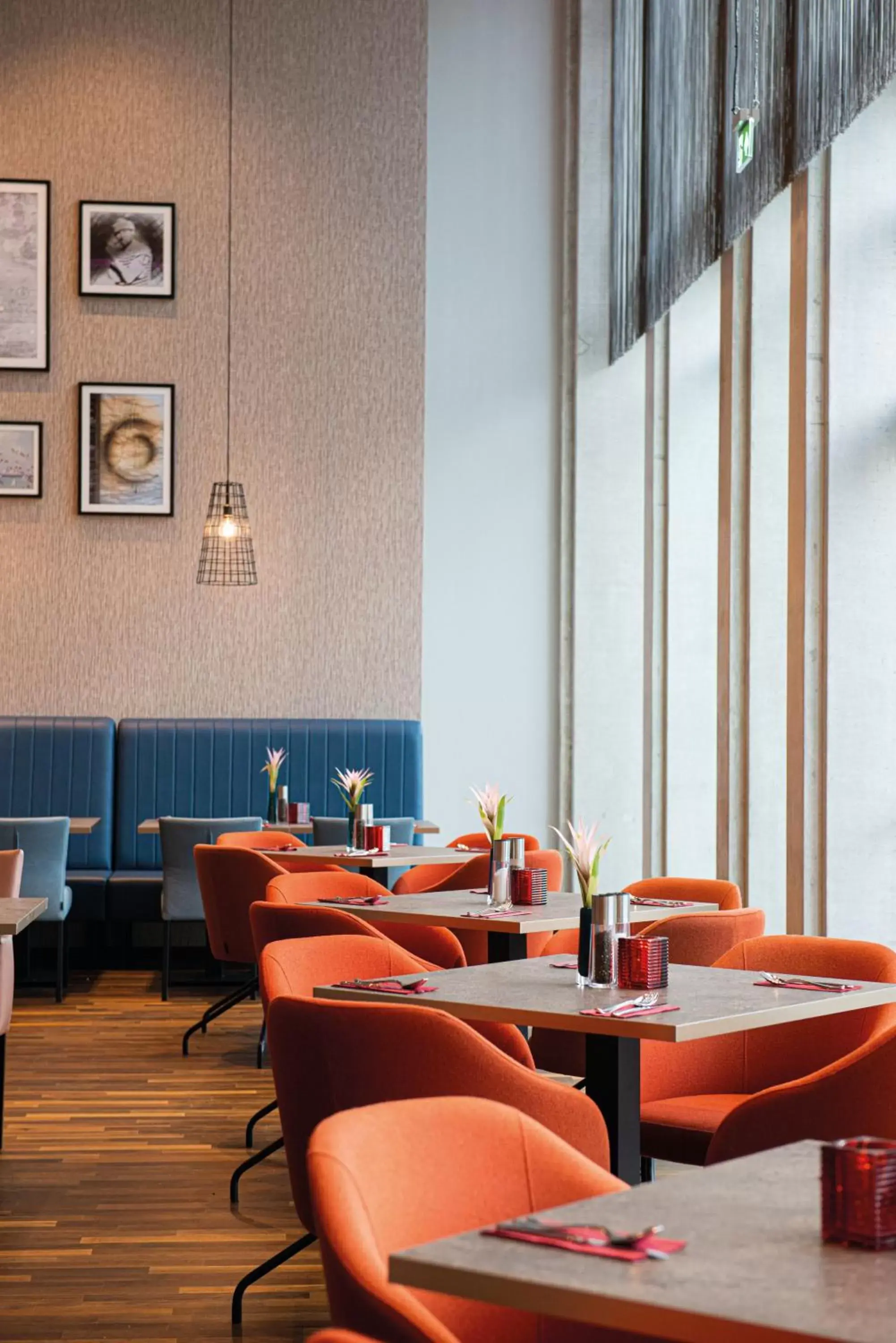 Buffet breakfast, Restaurant/Places to Eat in Leonardo Royal Hotel Amsterdam