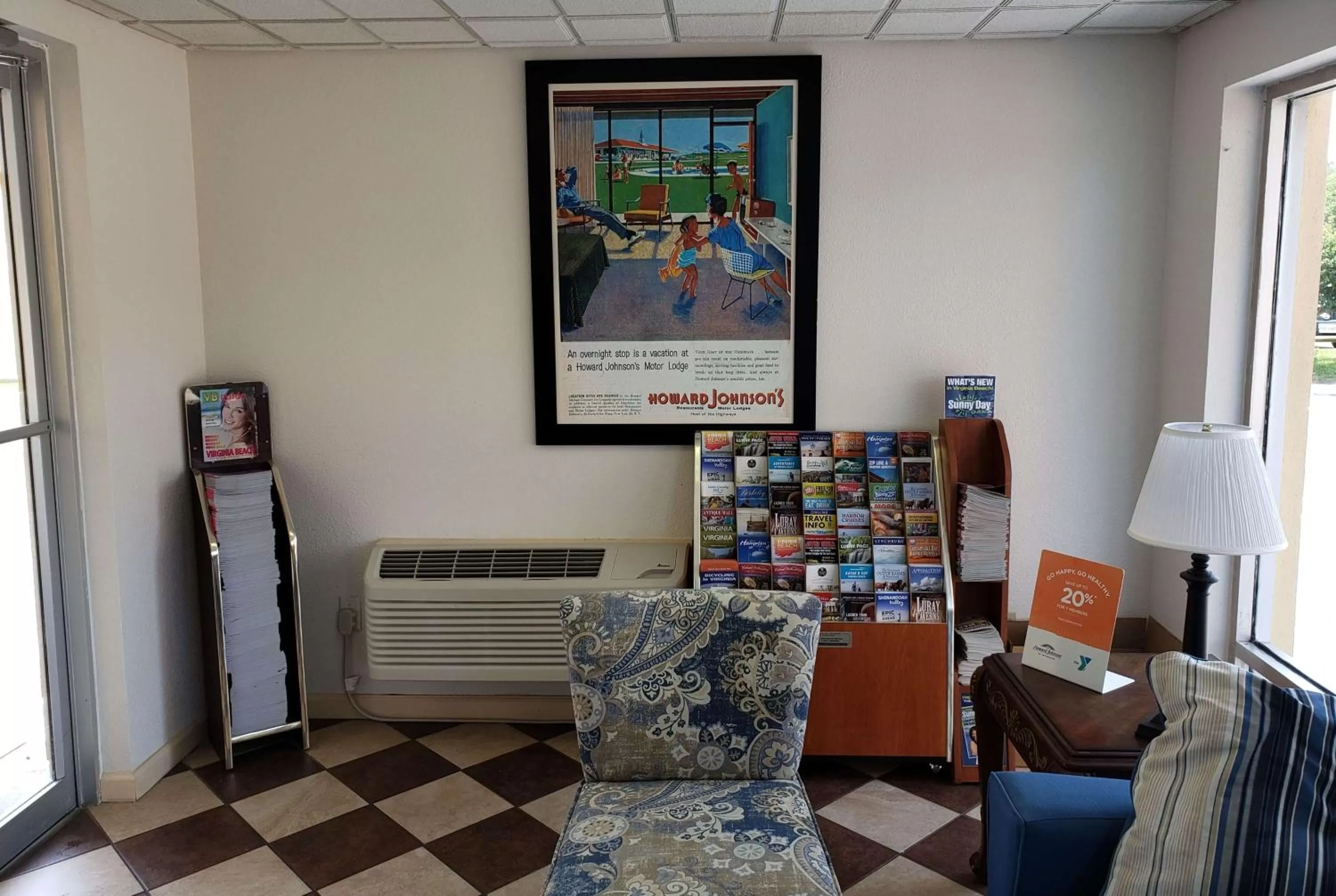 Lobby or reception in Howard Johnson by Wyndham Virginia Beach