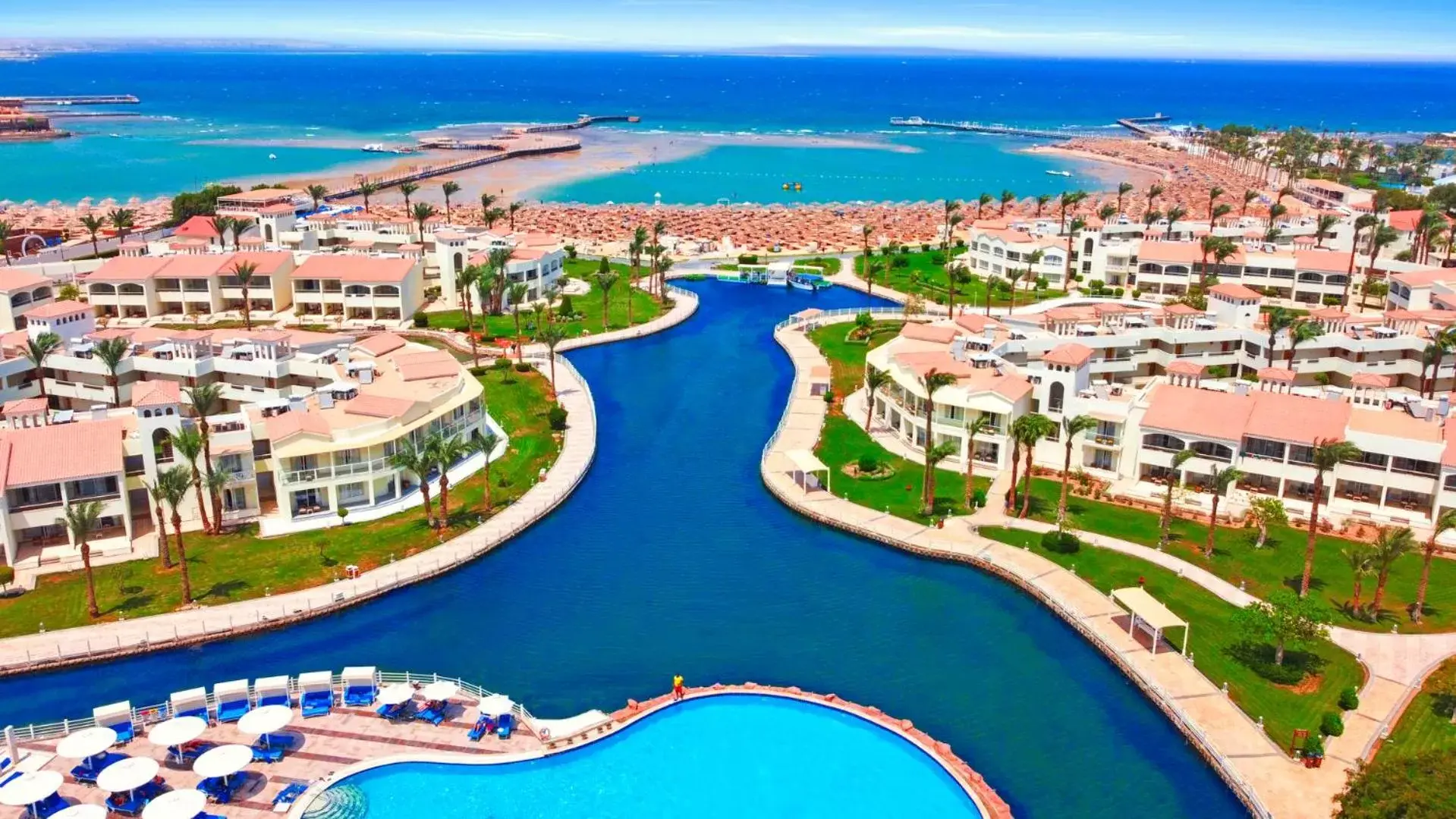 Sea view in Pickalbatros Dana Beach Resort - Aqua Park Sea view in Pickalbatros Dana Beach Resort - Aqua Park
