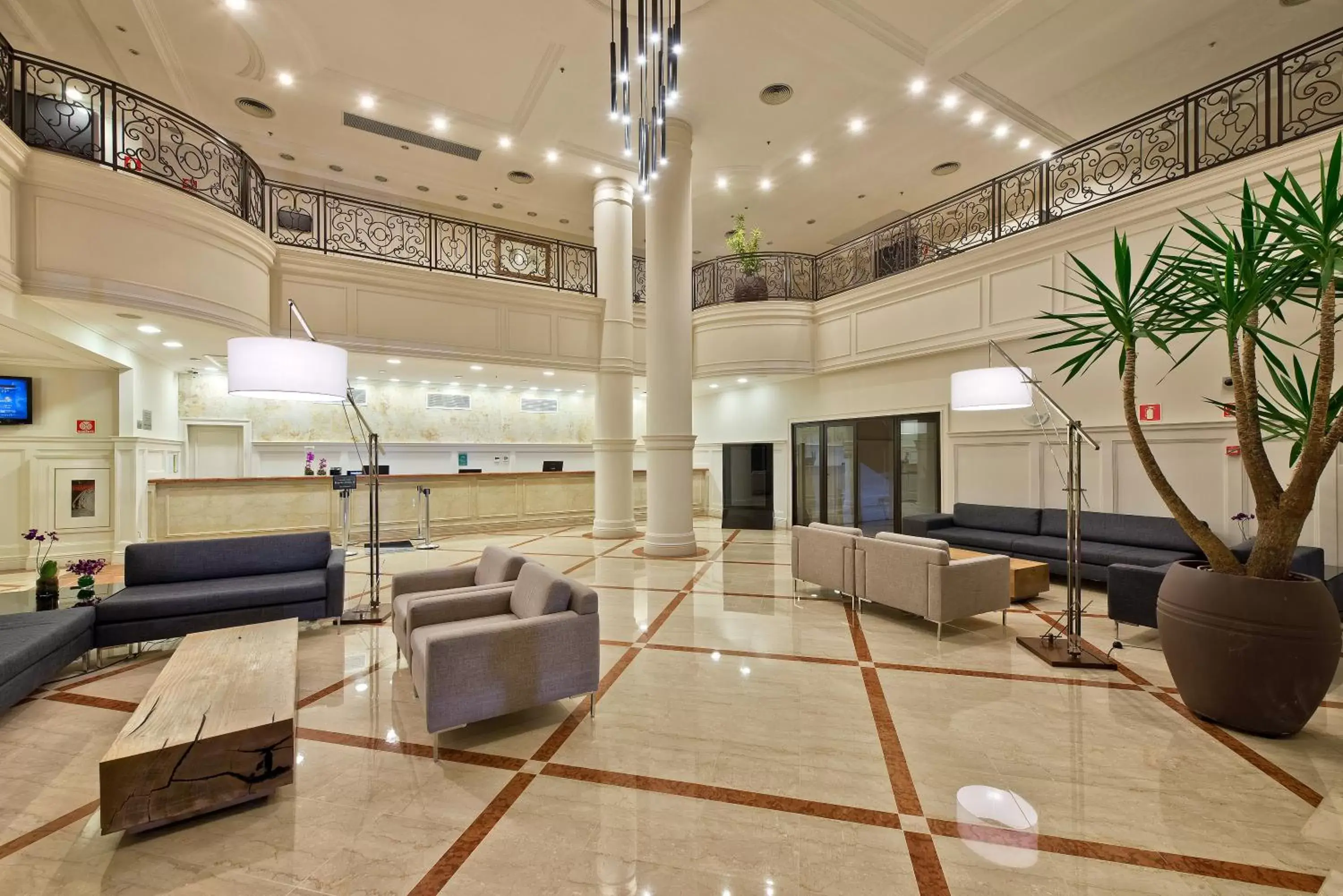 Lobby or reception, Lounge/Bar in Meliá Campinas