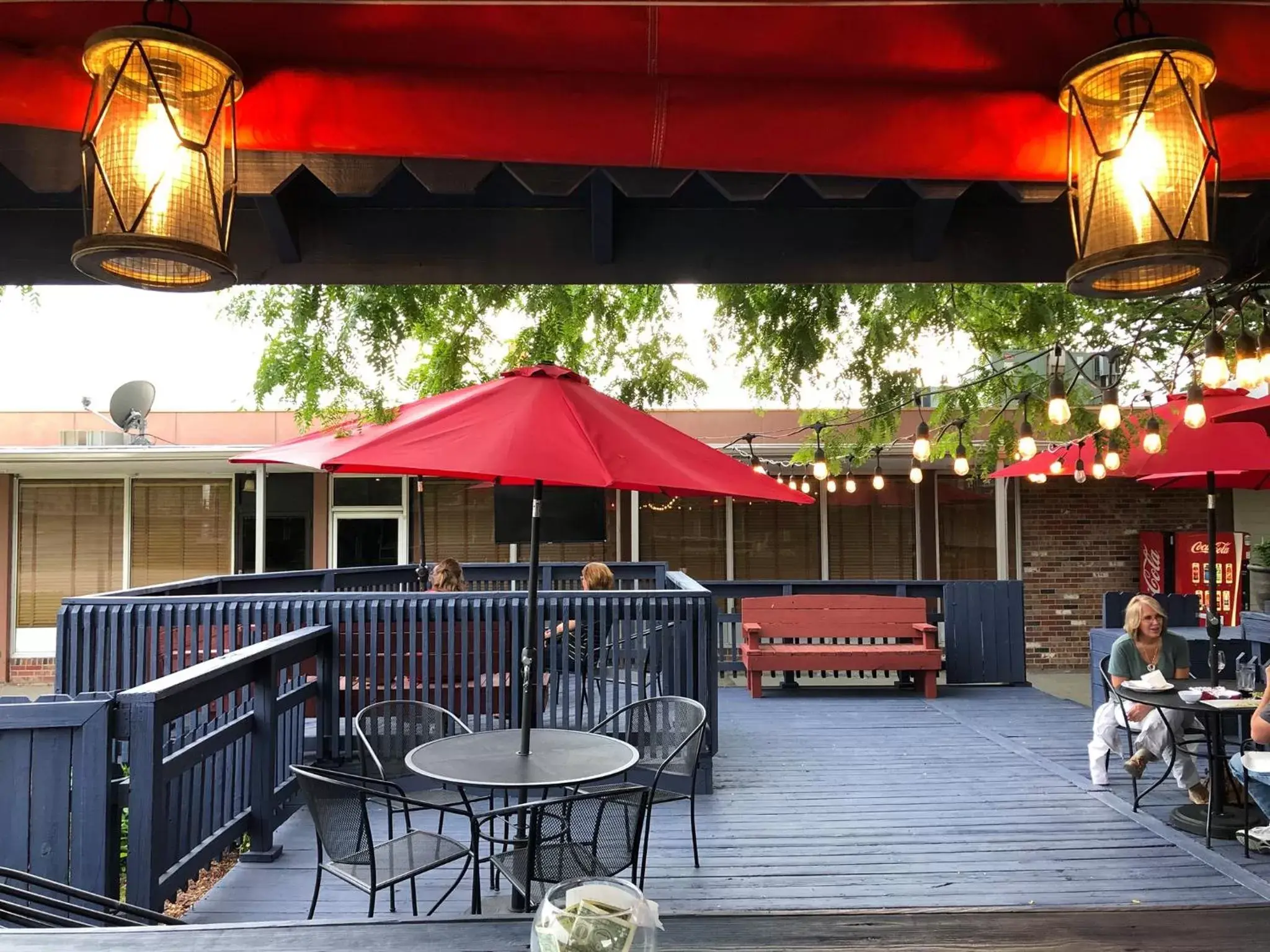 Patio in Norfolk Country Inn and Suites