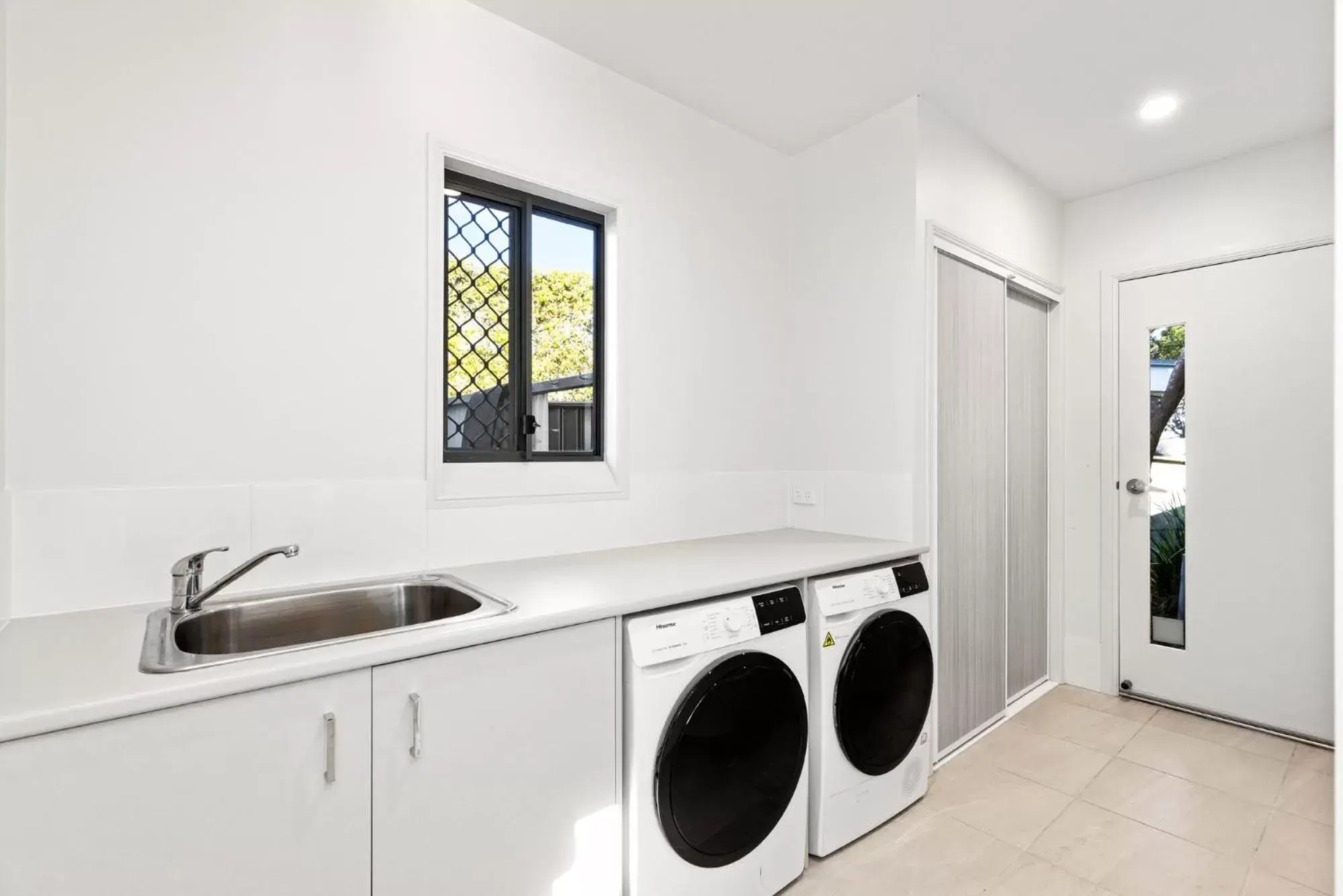 washing machine, Kitchen/Kitchenette in On Obi Maleny