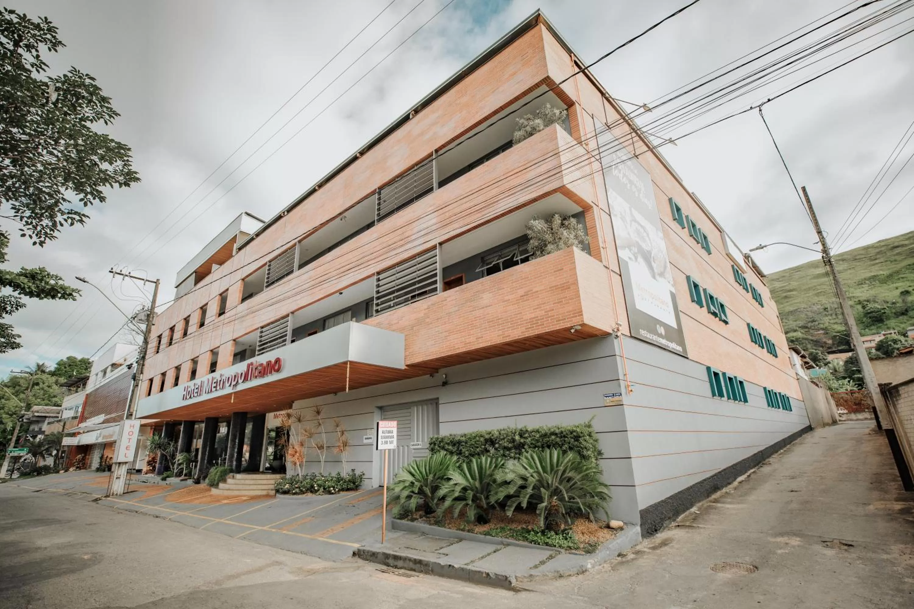 Property building in Hotel Metropolitano