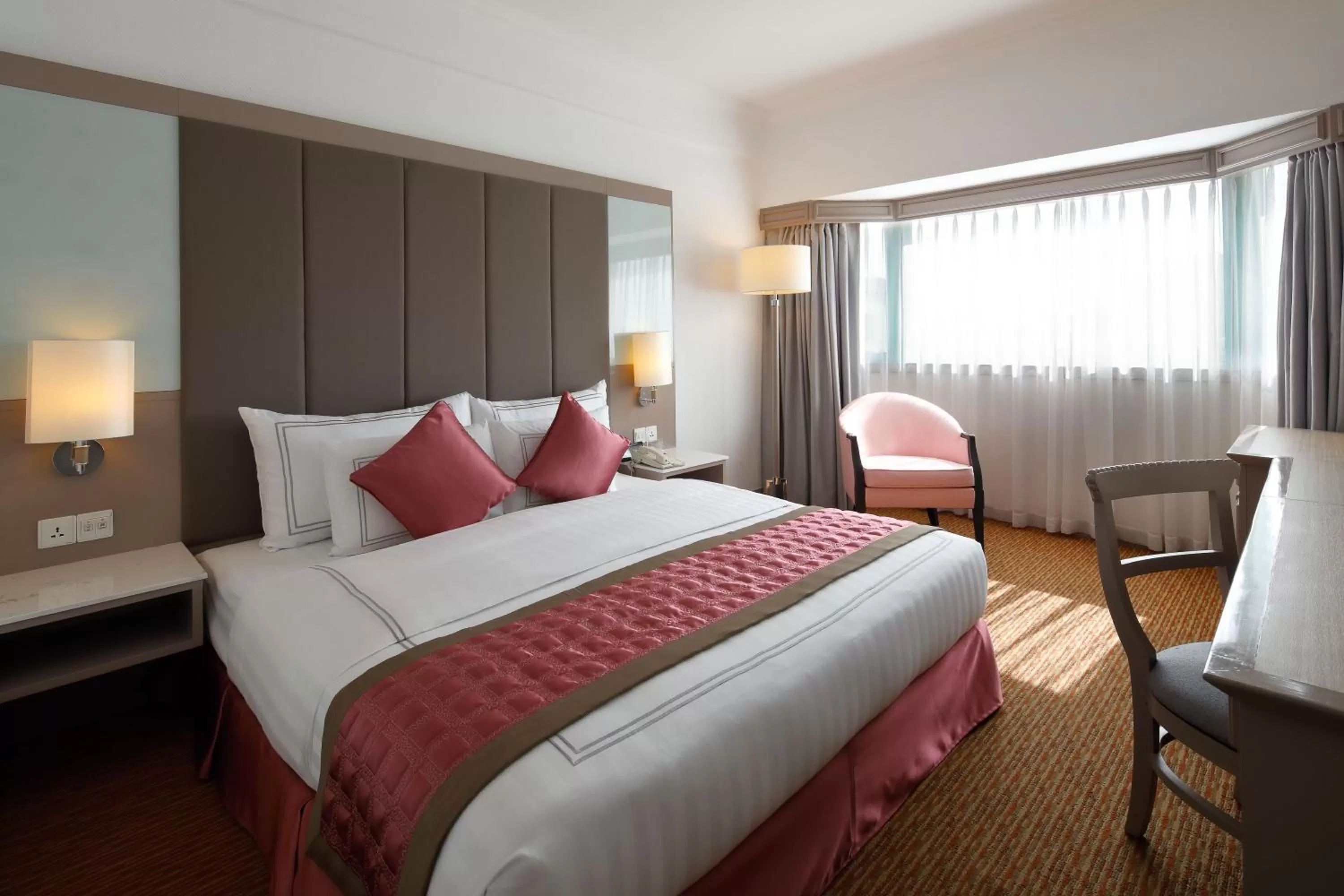 Club King Room City View with Club Access in Sunway Hotel Hanoi