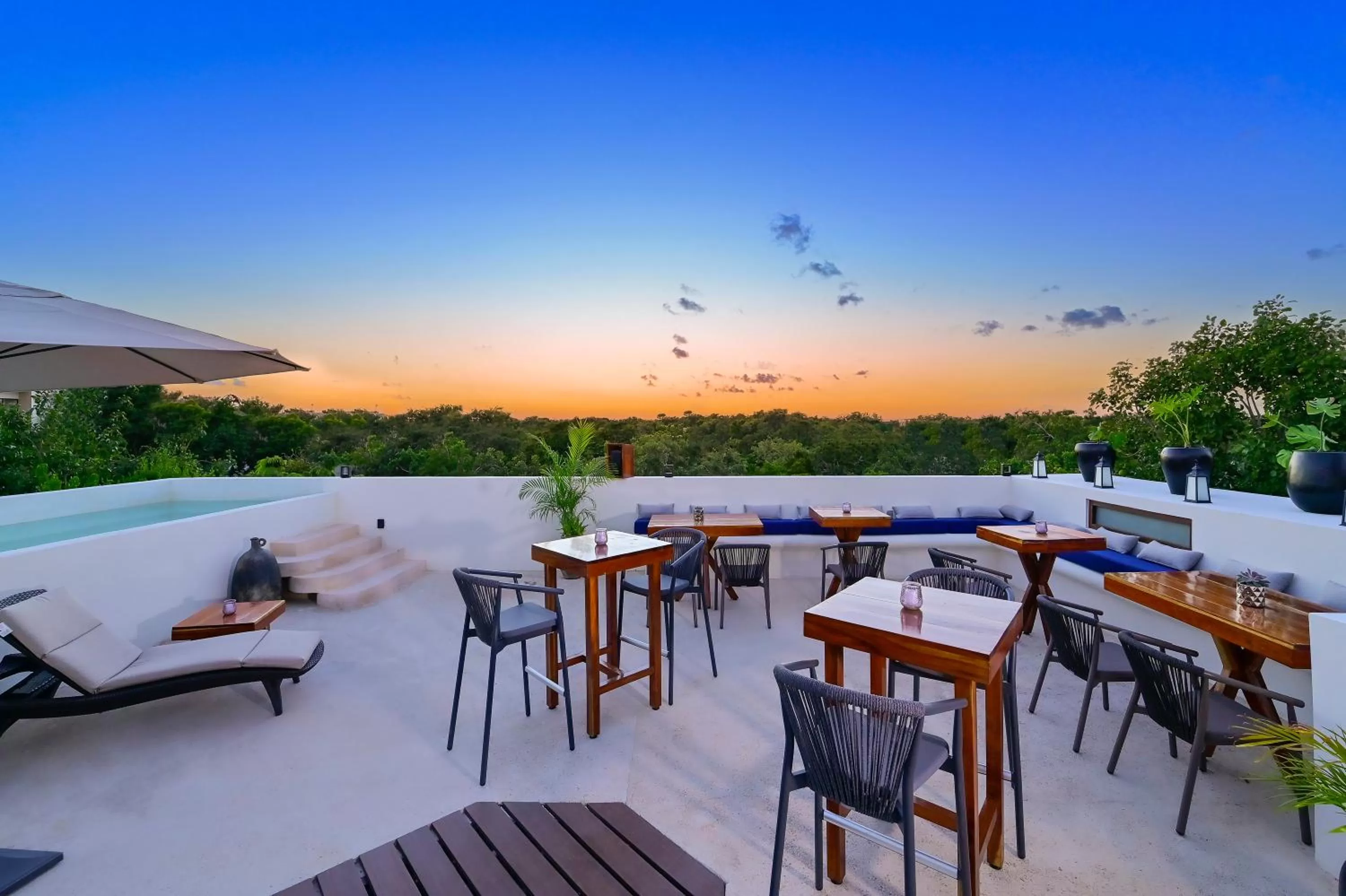 Swimming Pool in KASA Hotel Kuyen - Adults Only