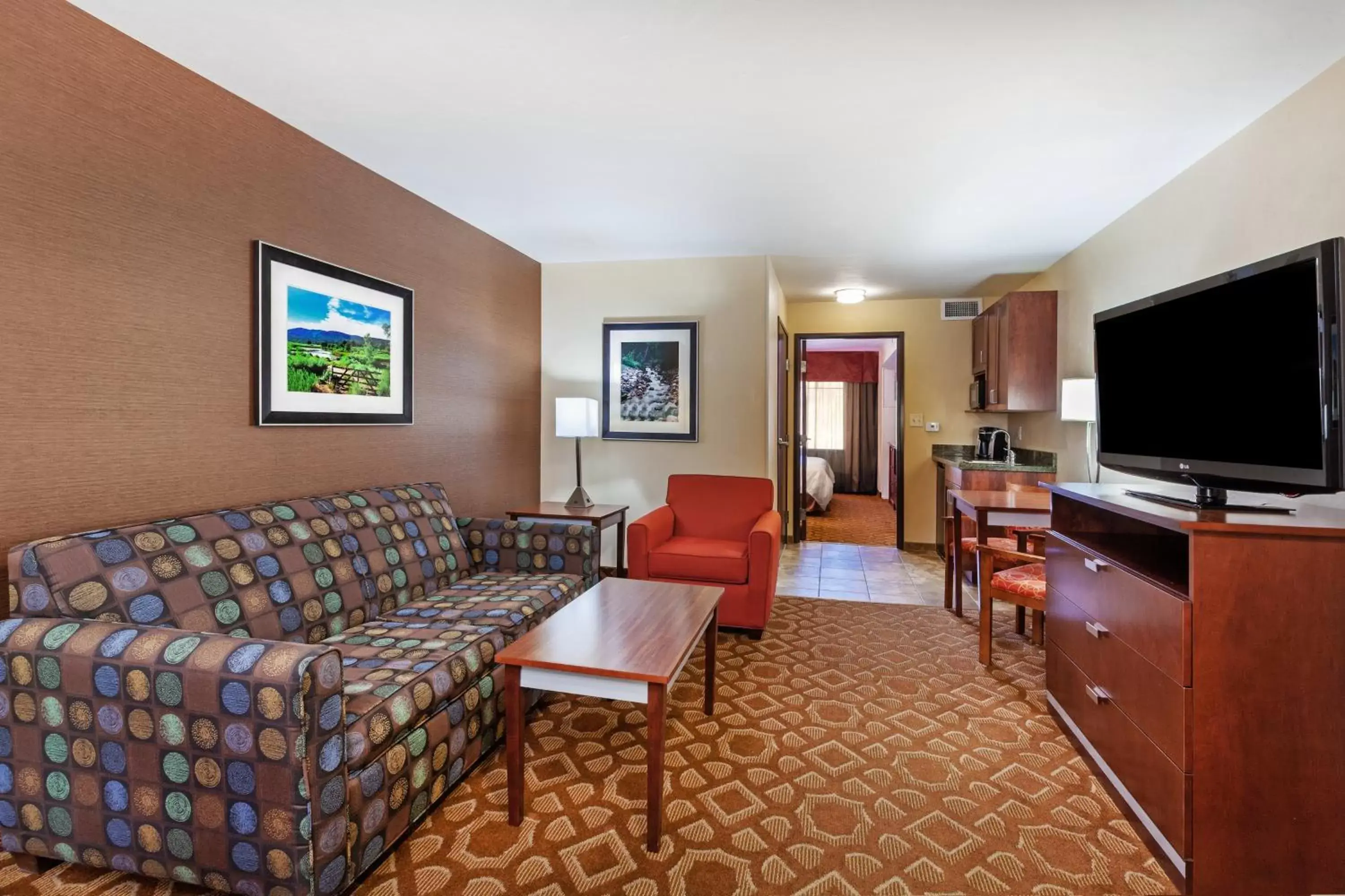 Photo of the whole room, Seating Area in Holiday Inn & Suites Durango Downtown, an IHG Hotel