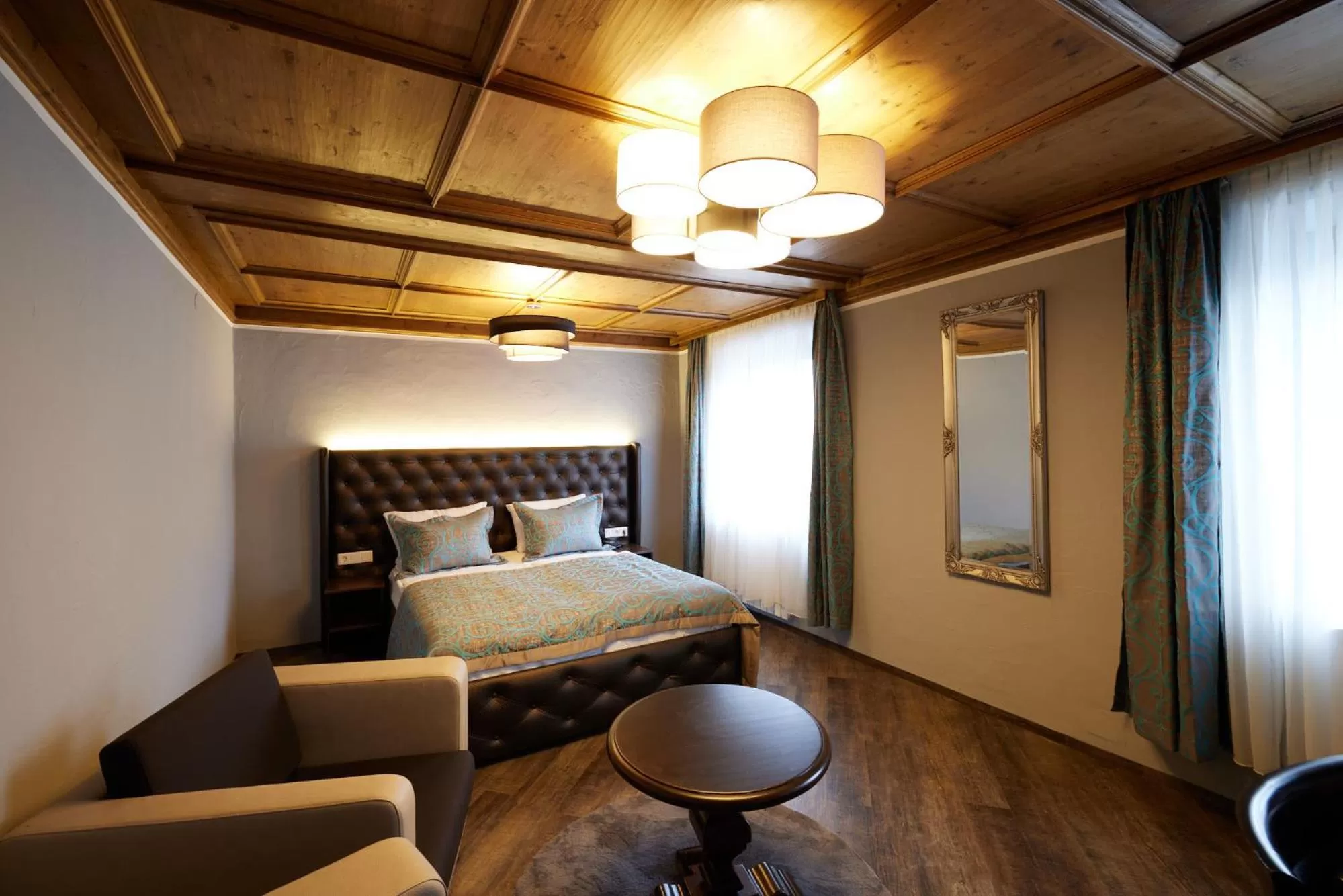 Photo of the whole room, Seating Area in Atlas Posthotel