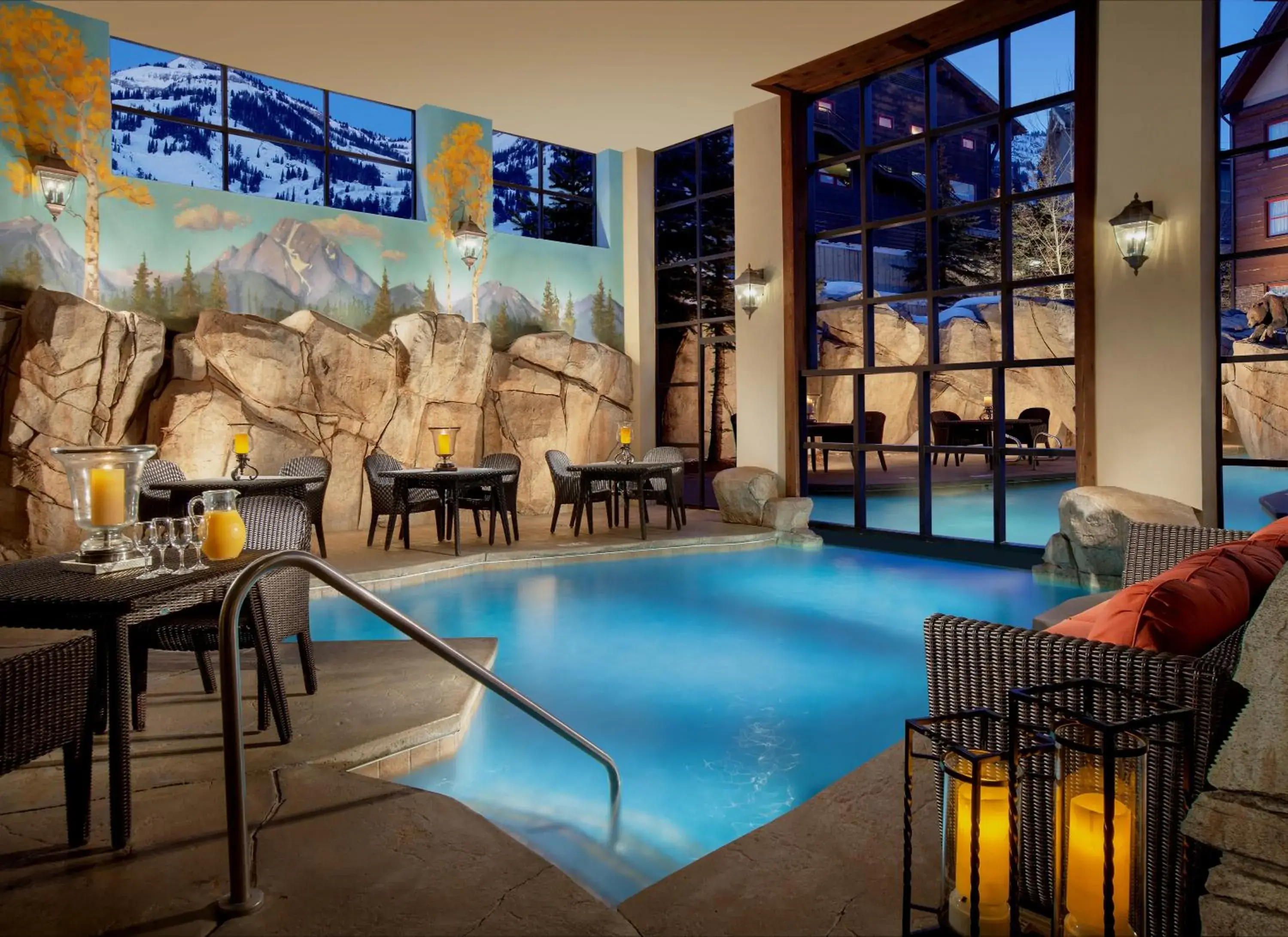 Decorative detail, Swimming Pool in Snake River Lodge And Spa